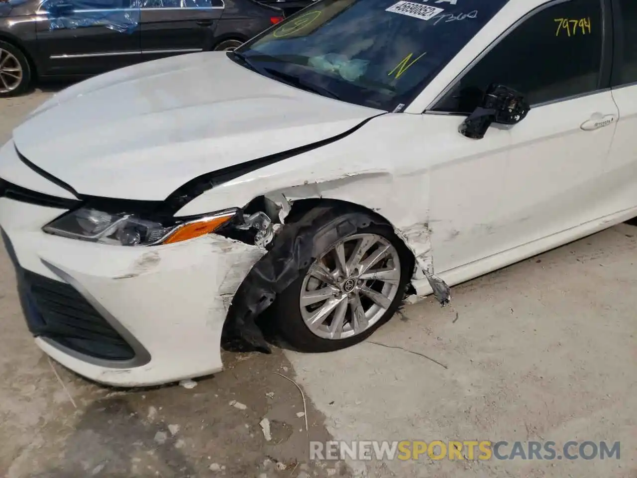 9 Photograph of a damaged car 4T1C11AK4MU557360 TOYOTA CAMRY 2021