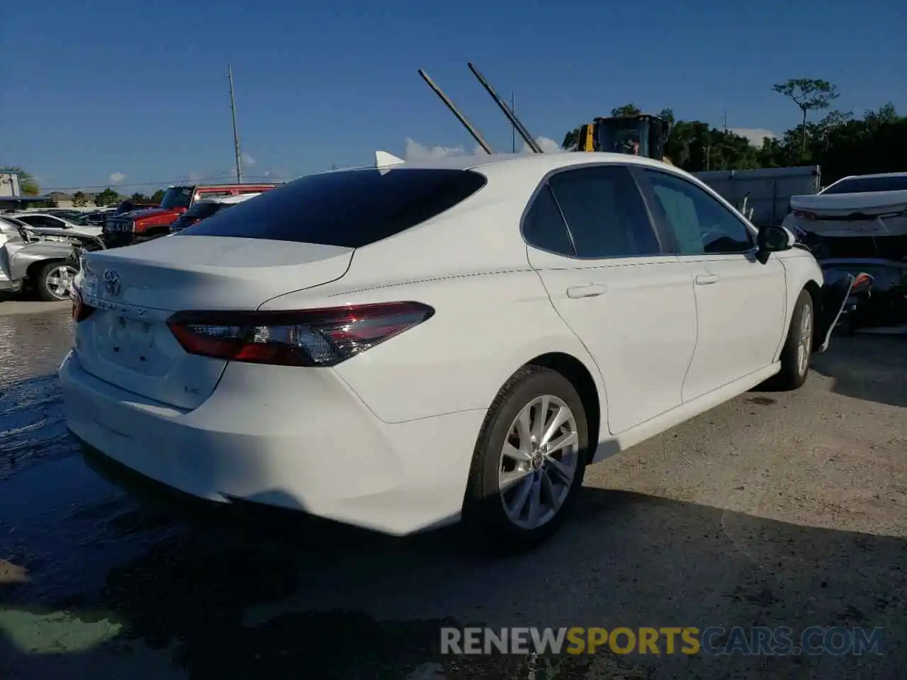 4 Photograph of a damaged car 4T1C11AK4MU560792 TOYOTA CAMRY 2021