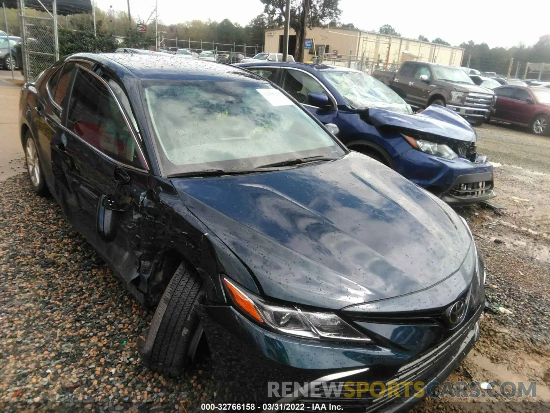 1 Photograph of a damaged car 4T1C11AK4MU582288 TOYOTA CAMRY 2021