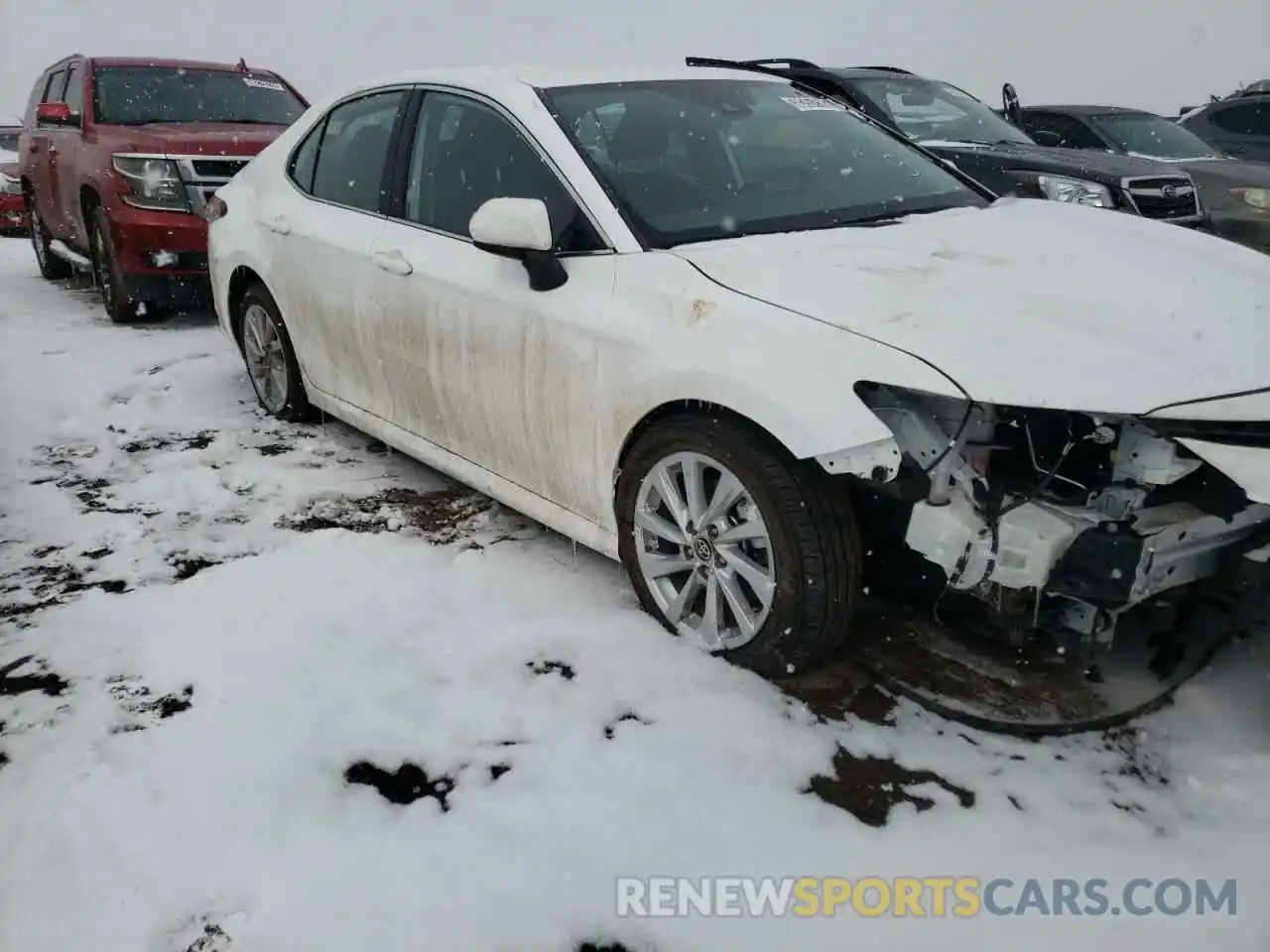 9 Photograph of a damaged car 4T1C11AK4MU586597 TOYOTA CAMRY 2021