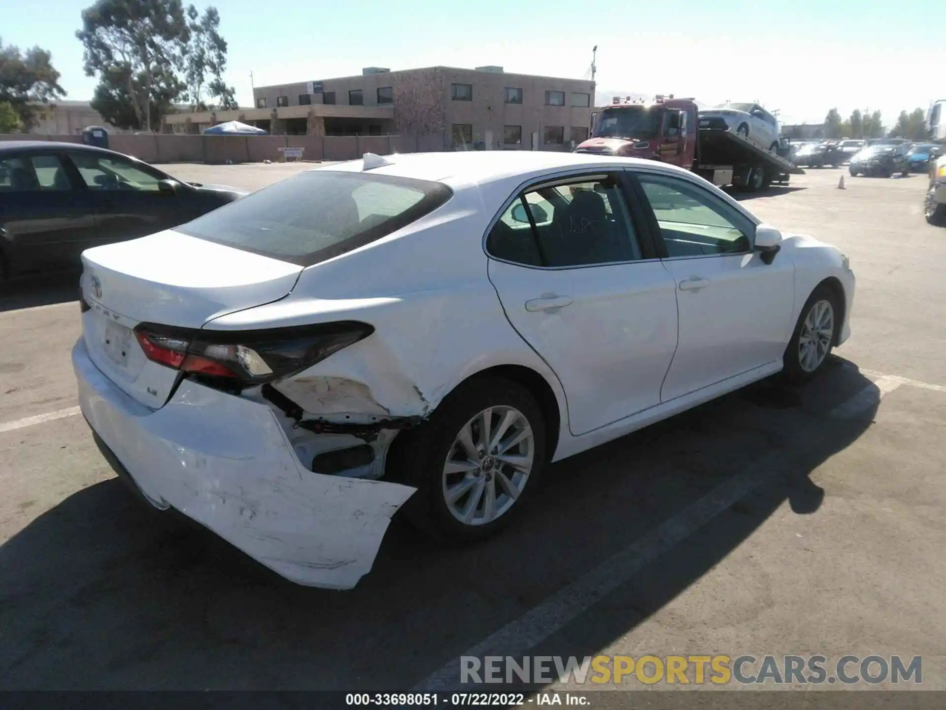 4 Photograph of a damaged car 4T1C11AK4MU593422 TOYOTA CAMRY 2021