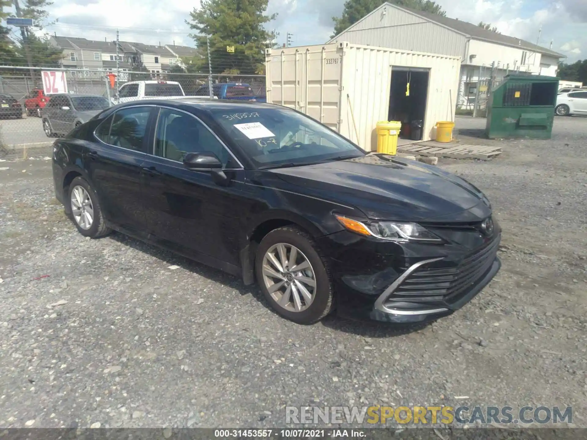 1 Photograph of a damaged car 4T1C11AK4MU600952 TOYOTA CAMRY 2021