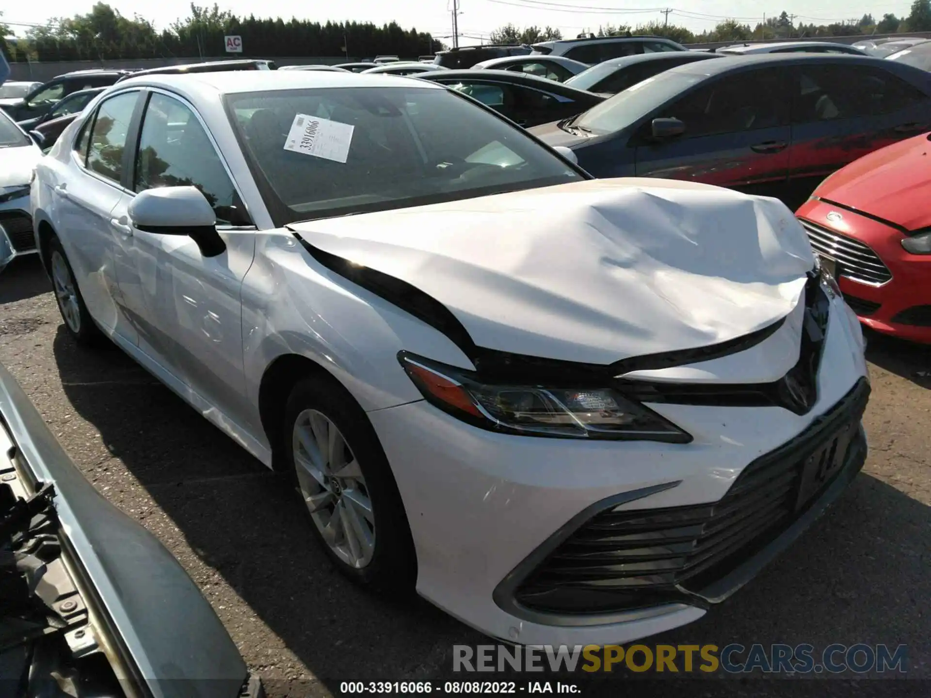 1 Photograph of a damaged car 4T1C11AK4MU601681 TOYOTA CAMRY 2021