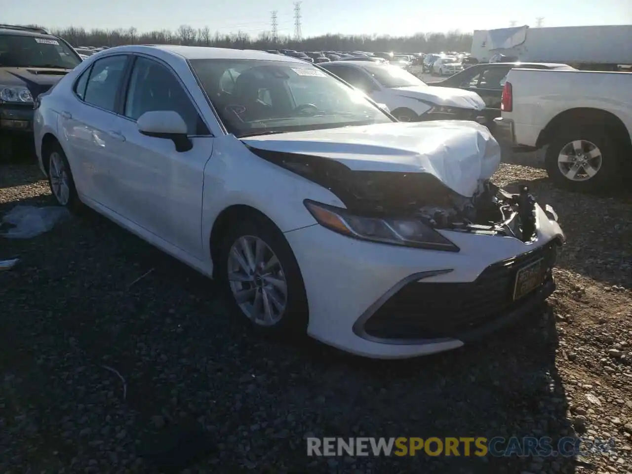 1 Photograph of a damaged car 4T1C11AK4MU605942 TOYOTA CAMRY 2021