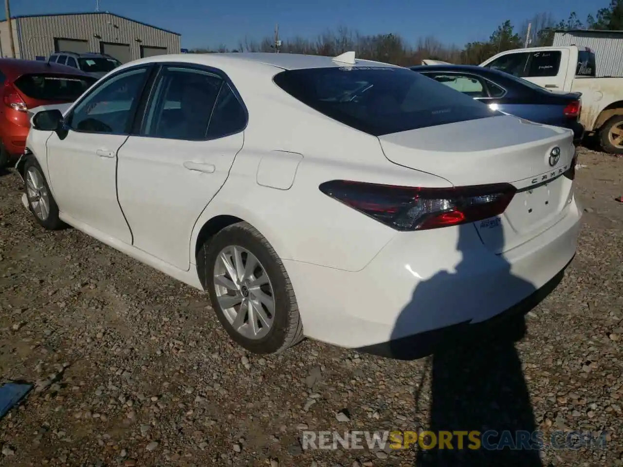 3 Photograph of a damaged car 4T1C11AK4MU605942 TOYOTA CAMRY 2021