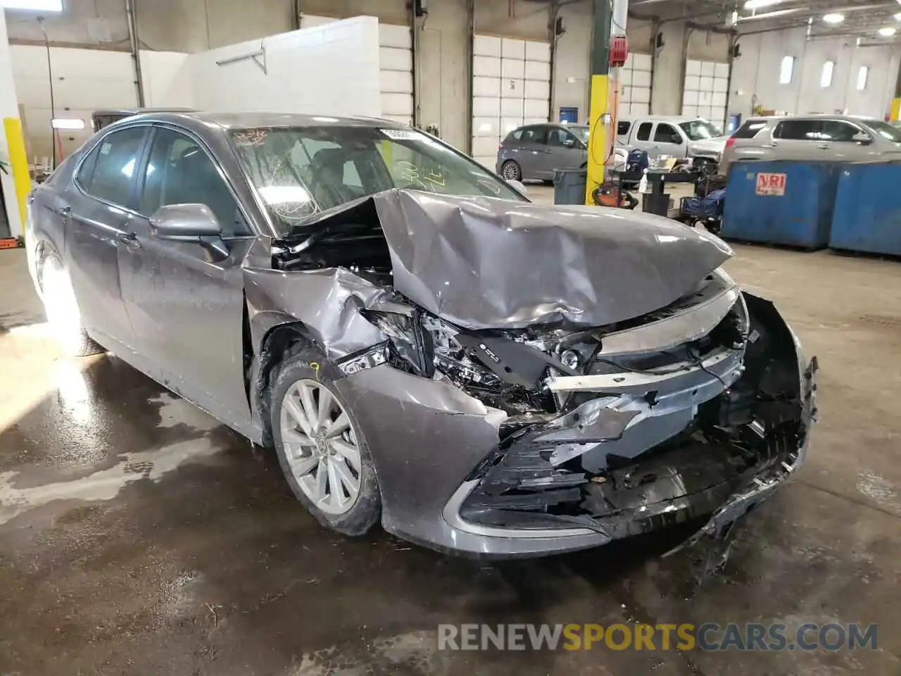 1 Photograph of a damaged car 4T1C11AK4NU617879 TOYOTA CAMRY 2021