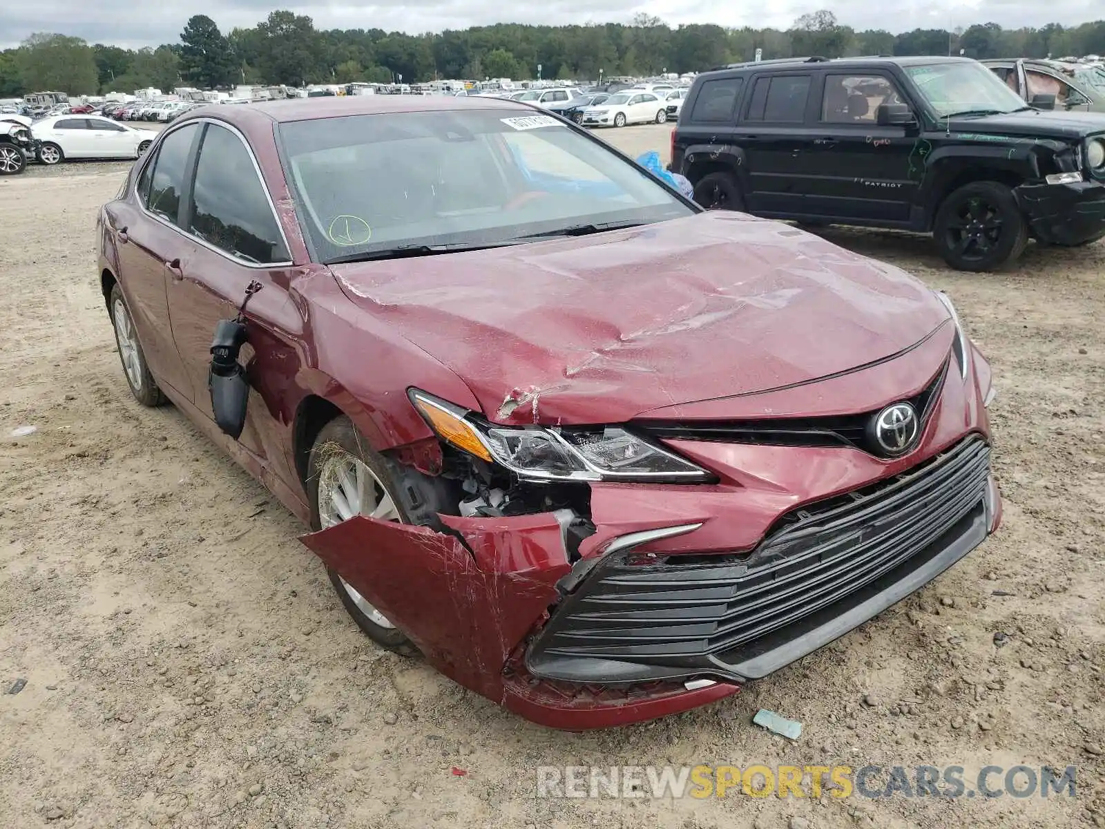 1 Photograph of a damaged car 4T1C11AK5MU406852 TOYOTA CAMRY 2021