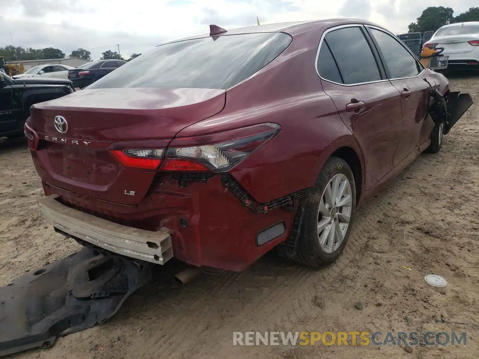 4 Photograph of a damaged car 4T1C11AK5MU406852 TOYOTA CAMRY 2021