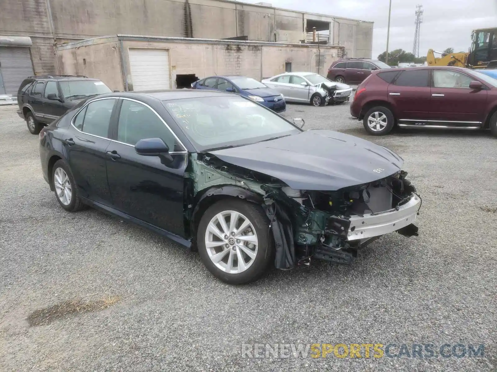 1 Photograph of a damaged car 4T1C11AK5MU422405 TOYOTA CAMRY 2021