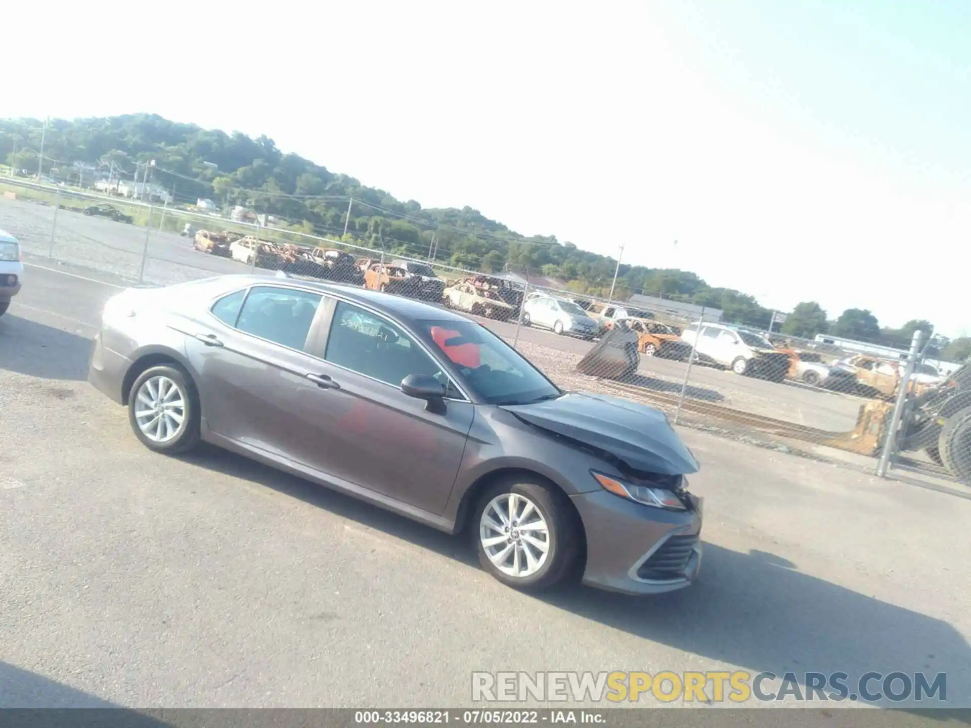 1 Photograph of a damaged car 4T1C11AK5MU515523 TOYOTA CAMRY 2021