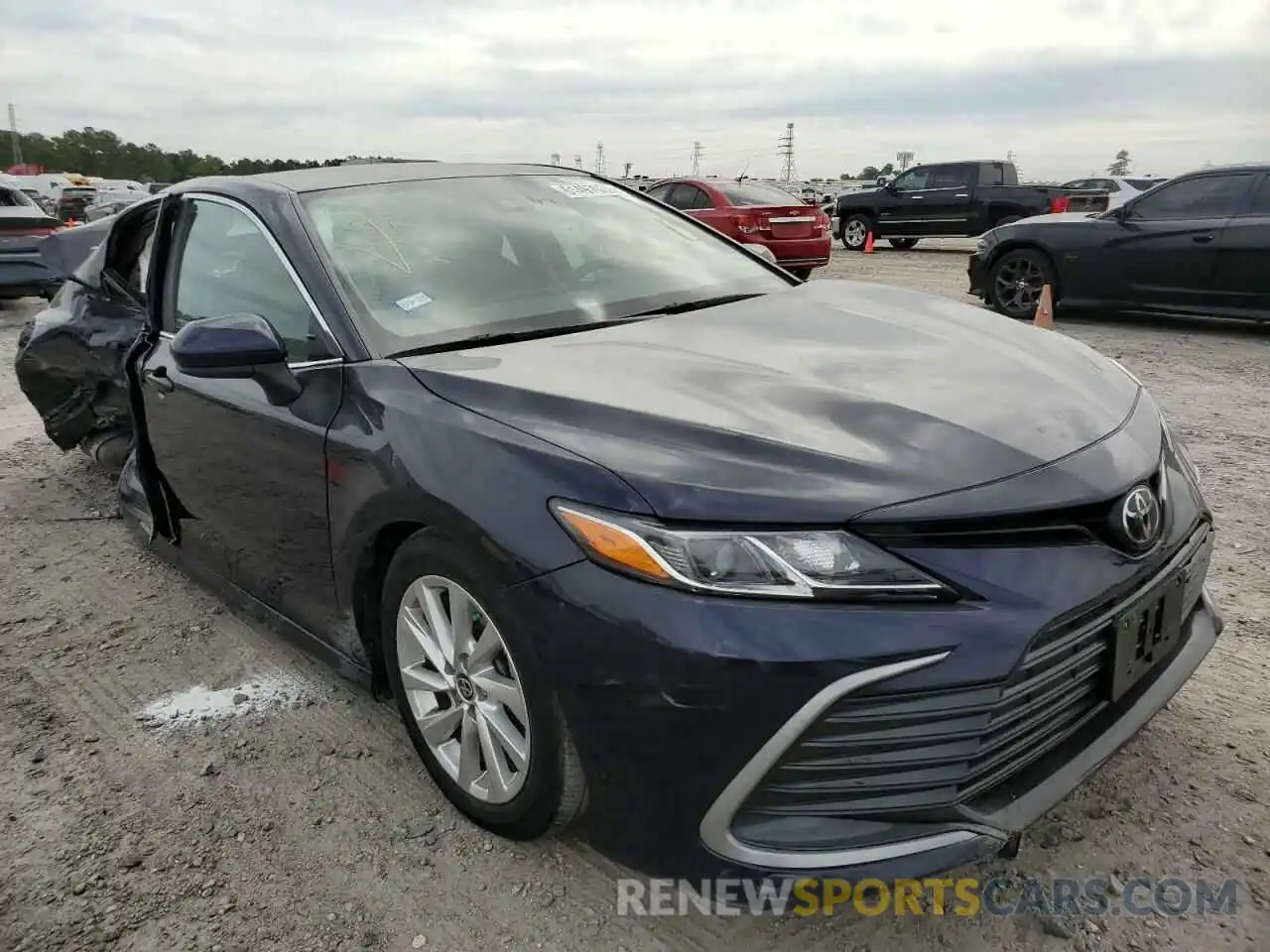 1 Photograph of a damaged car 4T1C11AK5MU524397 TOYOTA CAMRY 2021