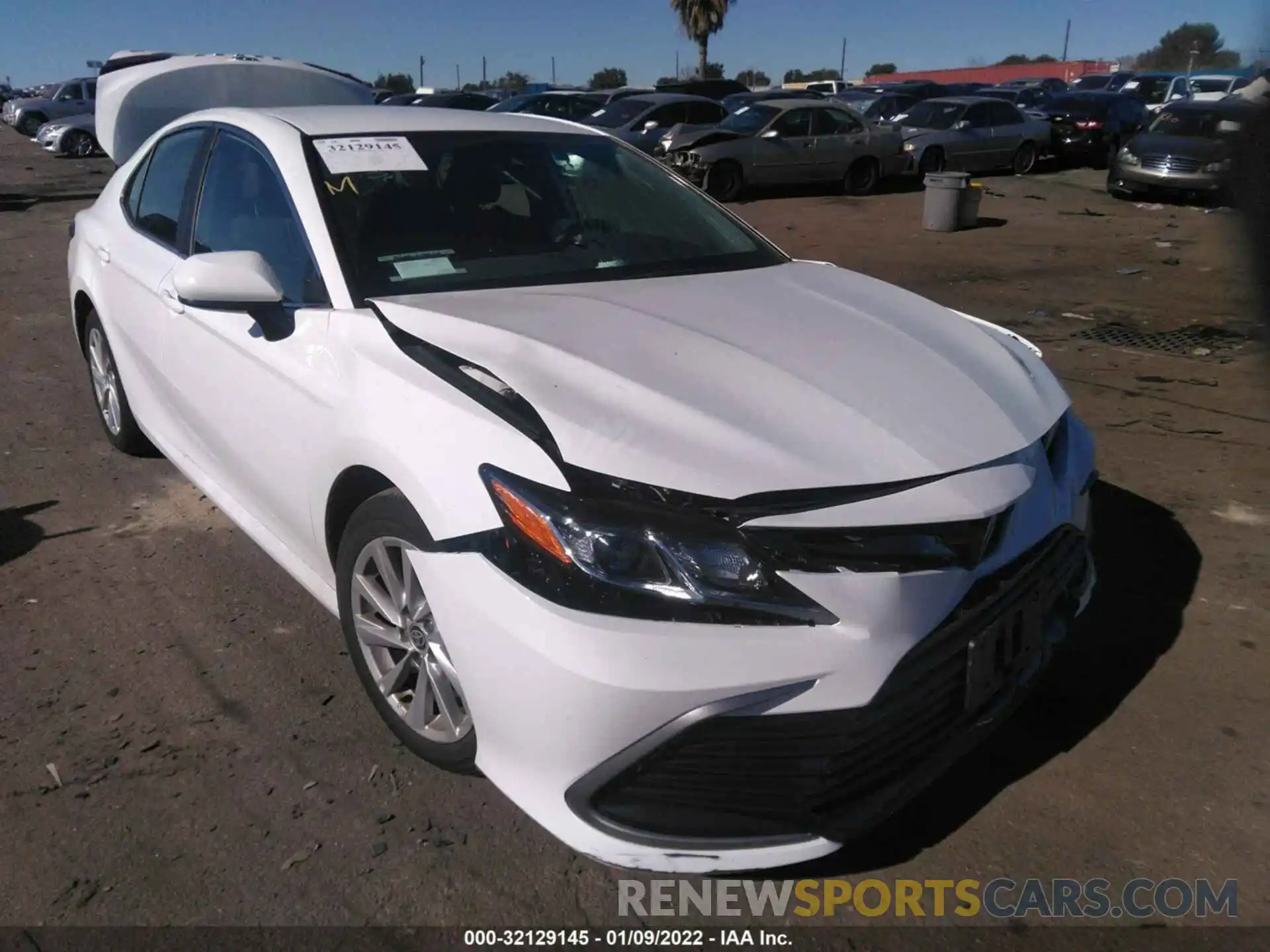 1 Photograph of a damaged car 4T1C11AK5MU543659 TOYOTA CAMRY 2021