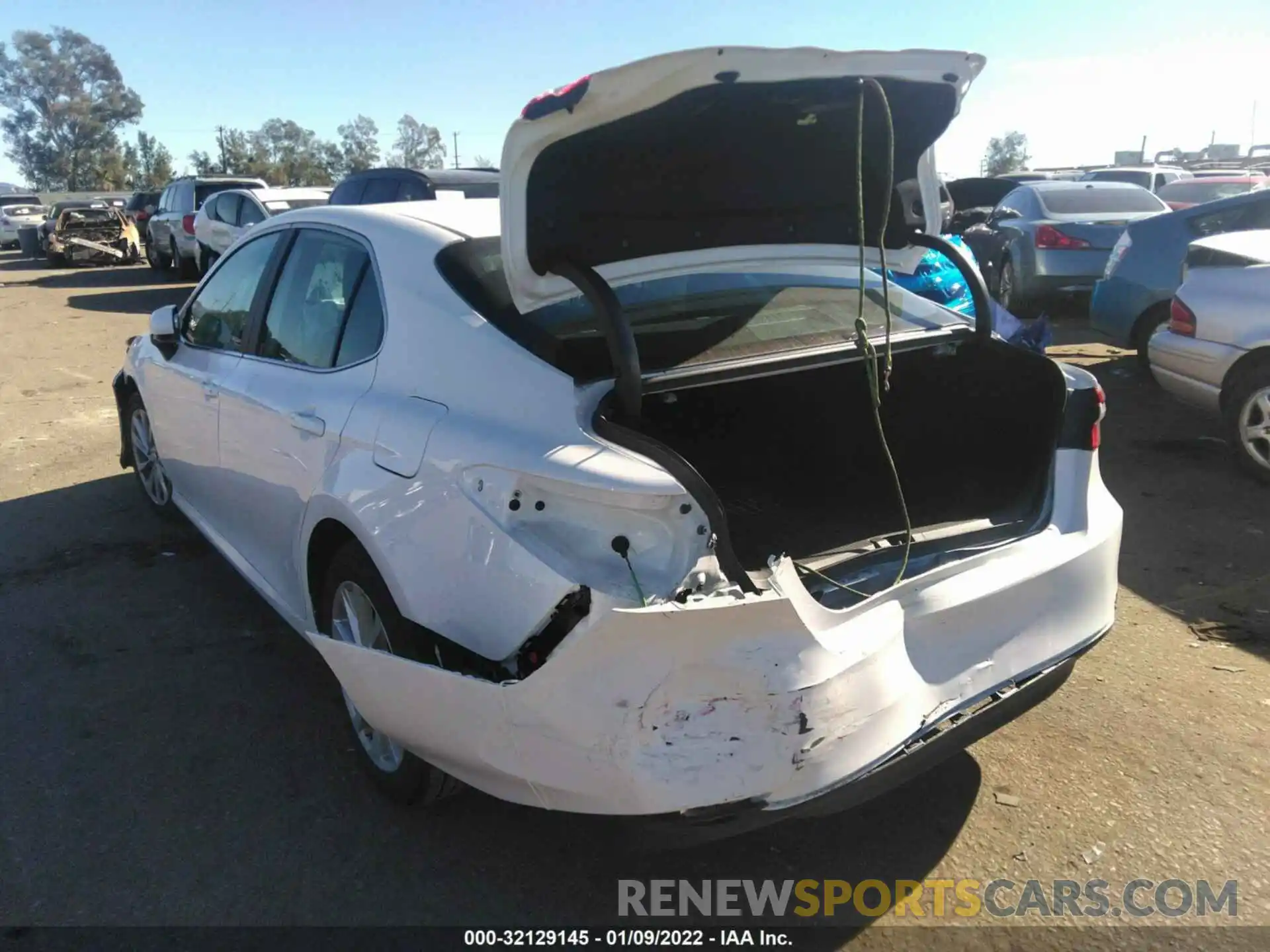 3 Photograph of a damaged car 4T1C11AK5MU543659 TOYOTA CAMRY 2021