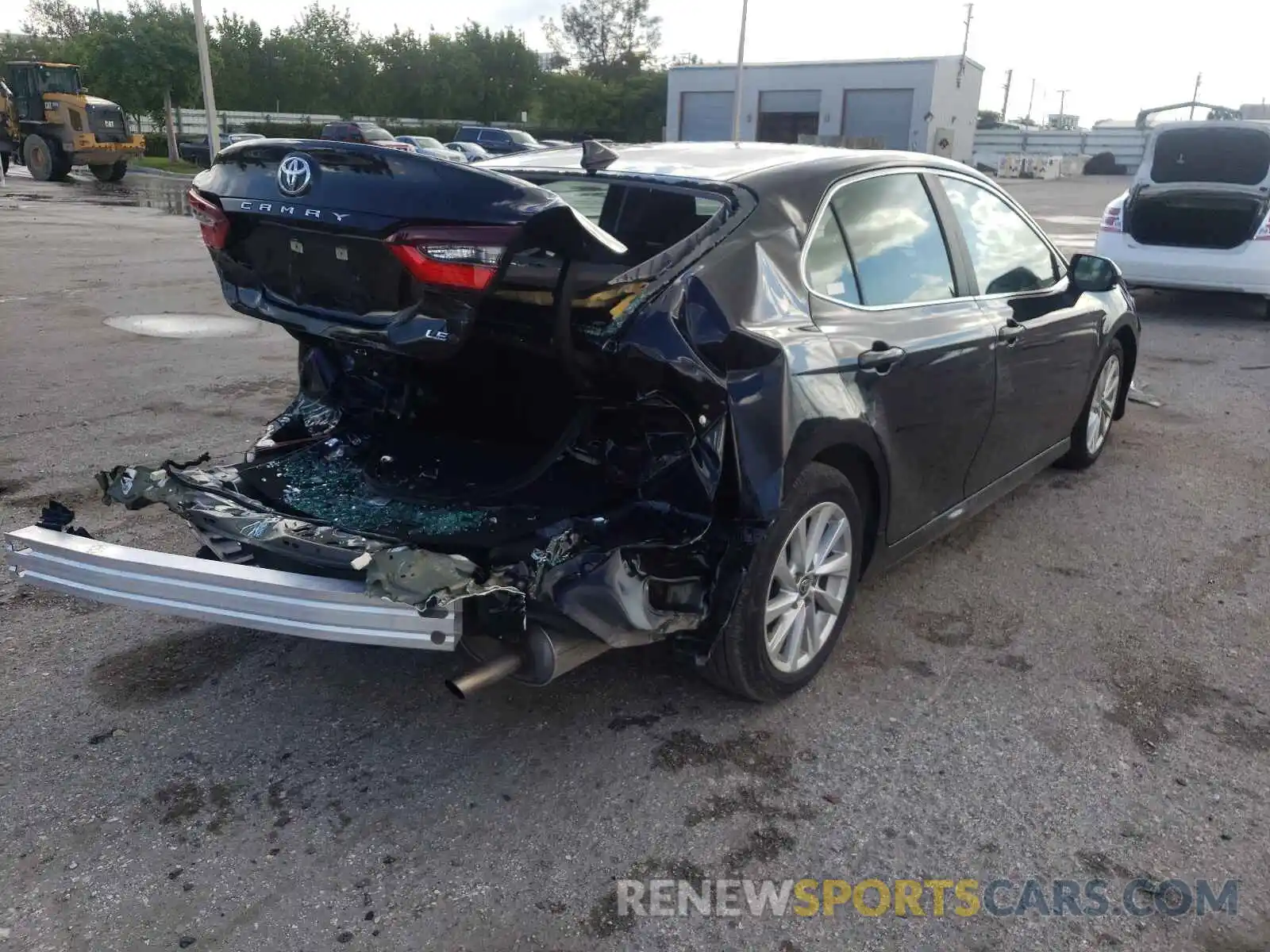 4 Photograph of a damaged car 4T1C11AK5MU562499 TOYOTA CAMRY 2021