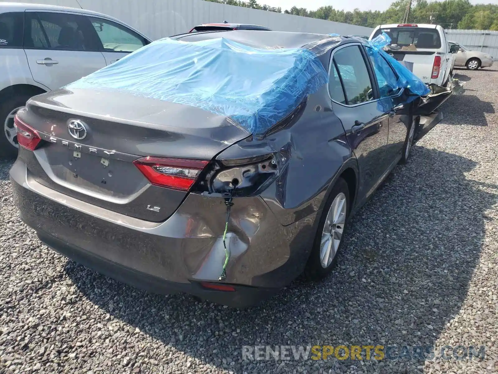 4 Photograph of a damaged car 4T1C11AK5MU565774 TOYOTA CAMRY 2021