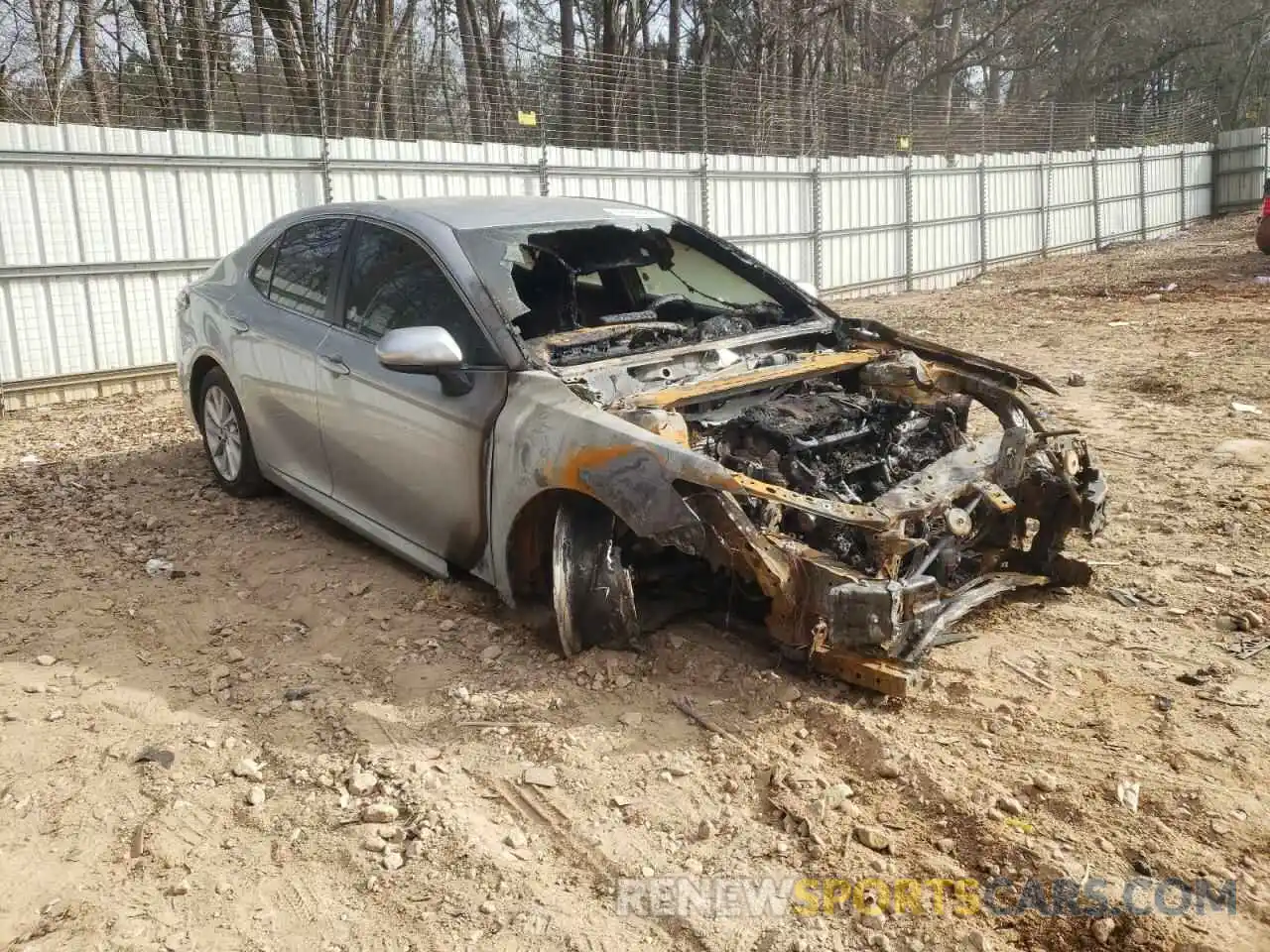 1 Photograph of a damaged car 4T1C11AK5MU577777 TOYOTA CAMRY 2021