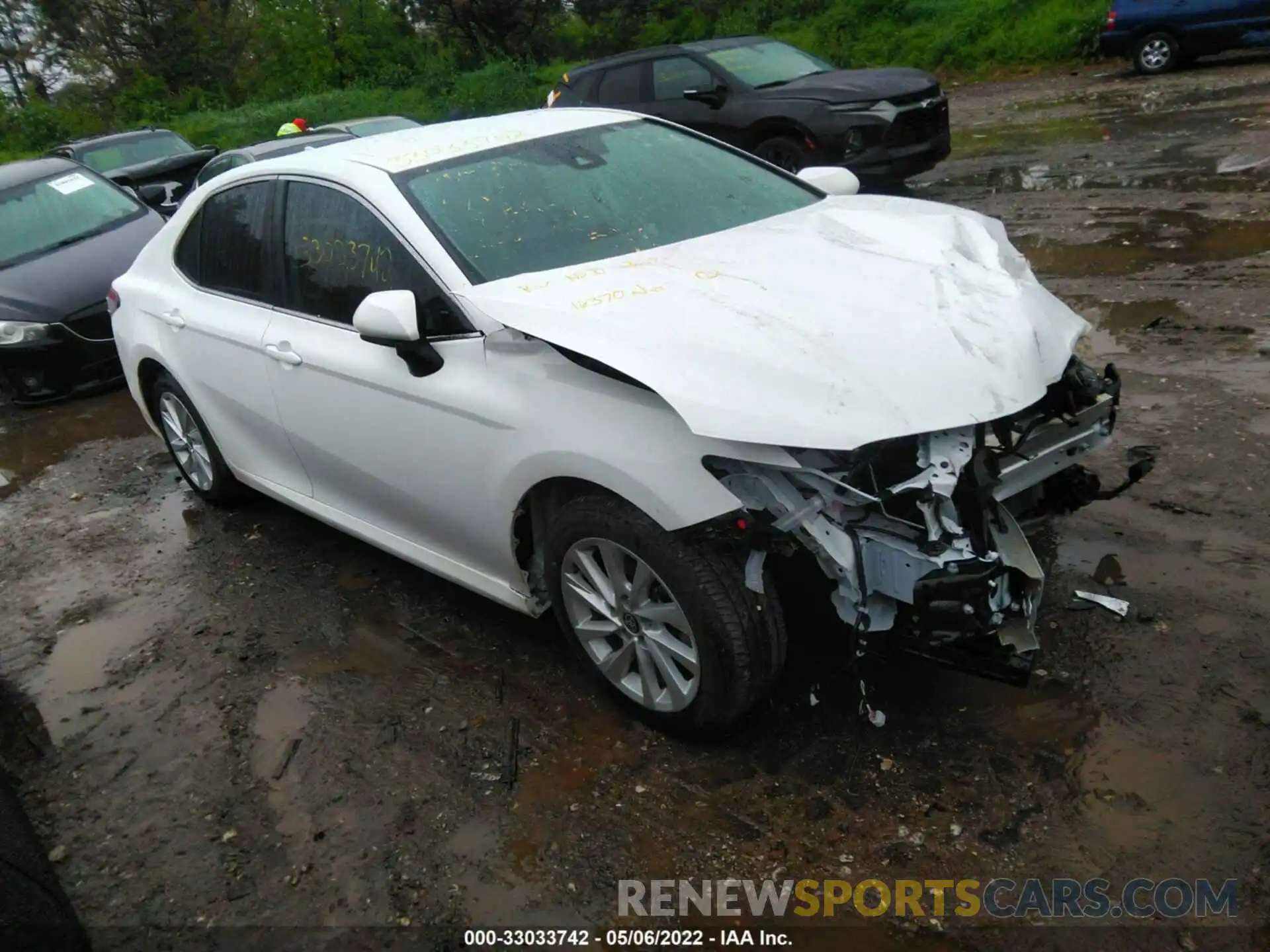 1 Photograph of a damaged car 4T1C11AK5MU582137 TOYOTA CAMRY 2021