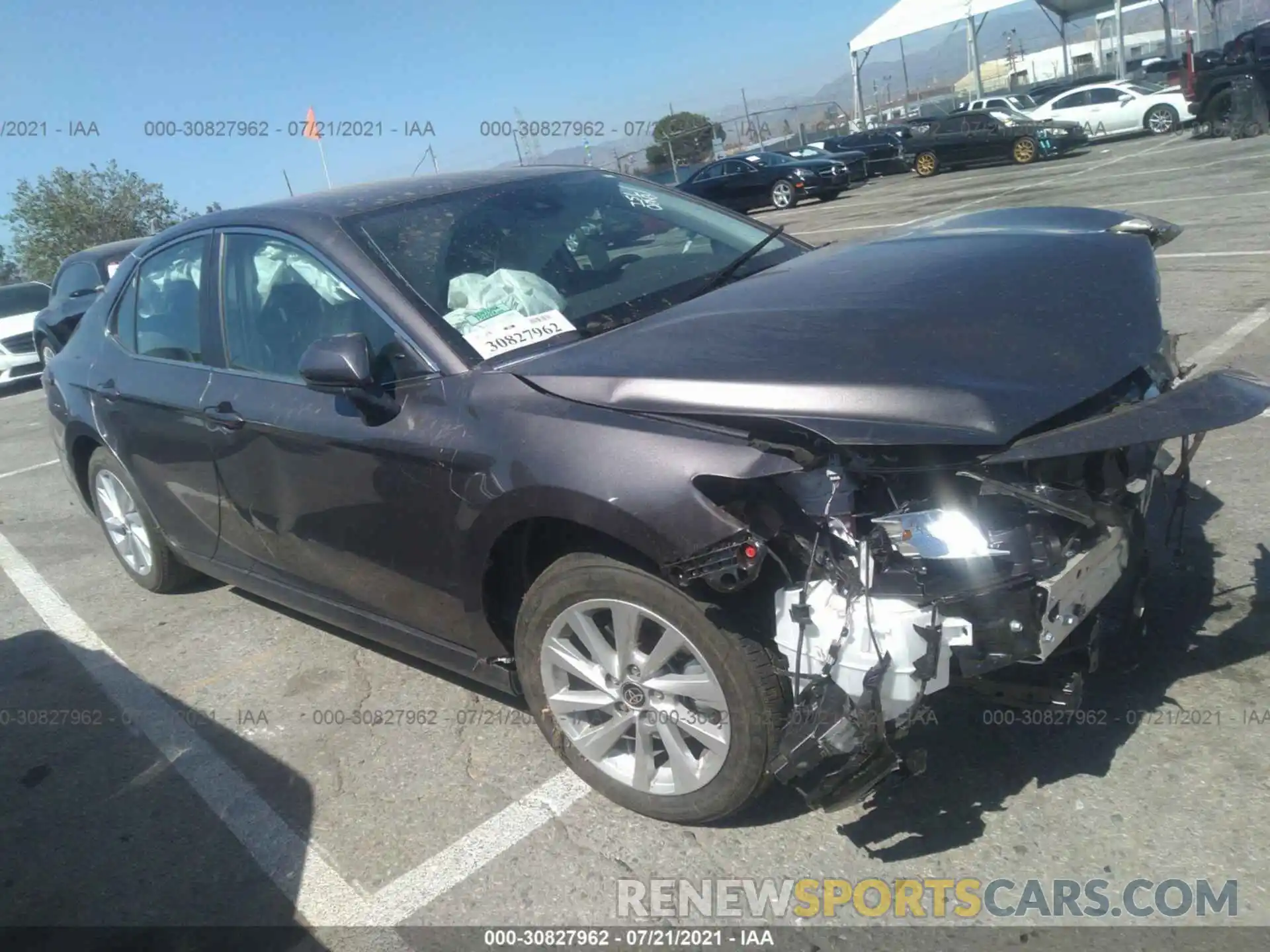 1 Photograph of a damaged car 4T1C11AK5MU582445 TOYOTA CAMRY 2021