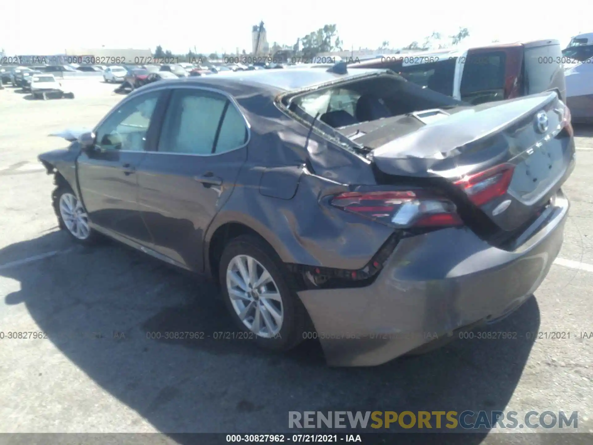 3 Photograph of a damaged car 4T1C11AK5MU582445 TOYOTA CAMRY 2021