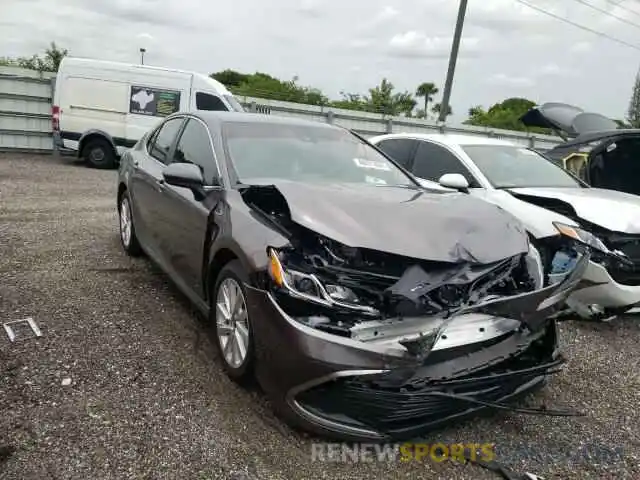 1 Photograph of a damaged car 4T1C11AK5MU587144 TOYOTA CAMRY 2021