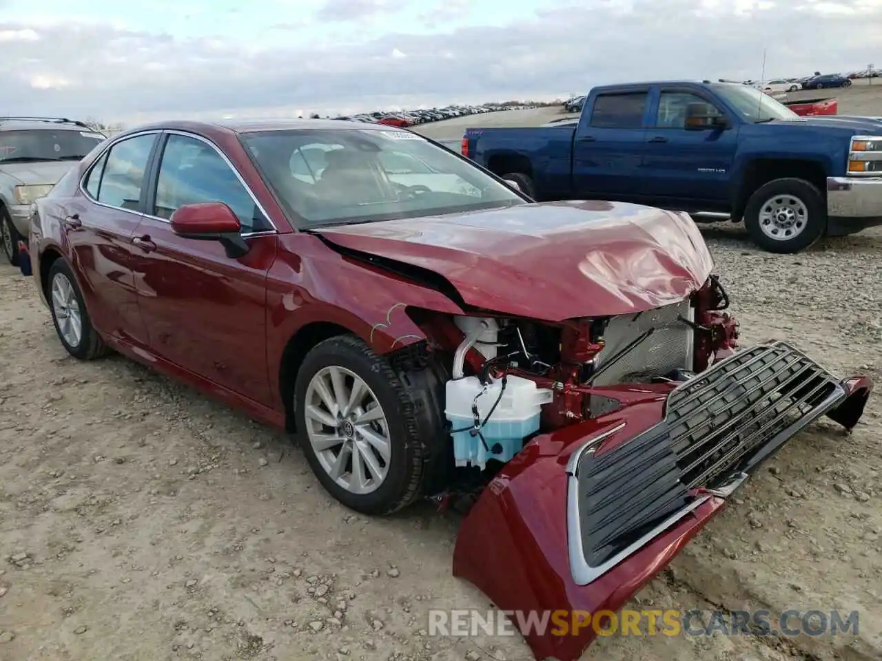 1 Photograph of a damaged car 4T1C11AK5MU588097 TOYOTA CAMRY 2021