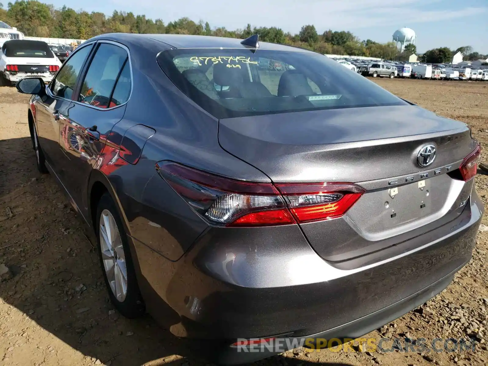 3 Photograph of a damaged car 4T1C11AK5MU593610 TOYOTA CAMRY 2021