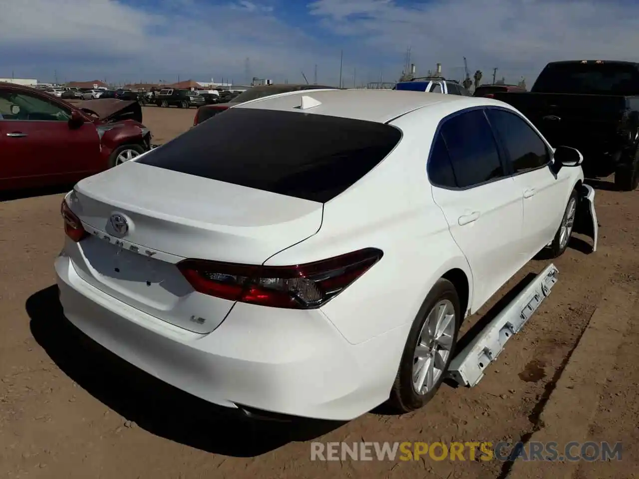 4 Photograph of a damaged car 4T1C11AK5MU604265 TOYOTA CAMRY 2021