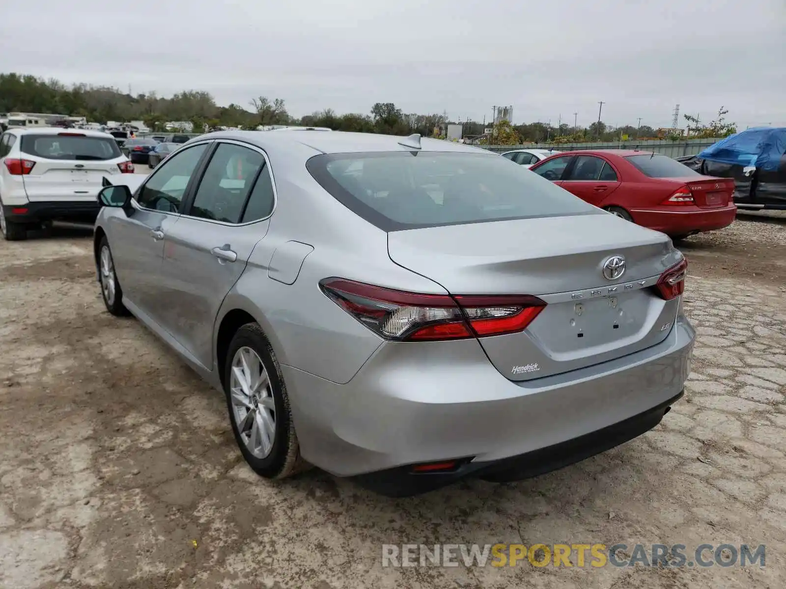 3 Photograph of a damaged car 4T1C11AK5MU605335 TOYOTA CAMRY 2021