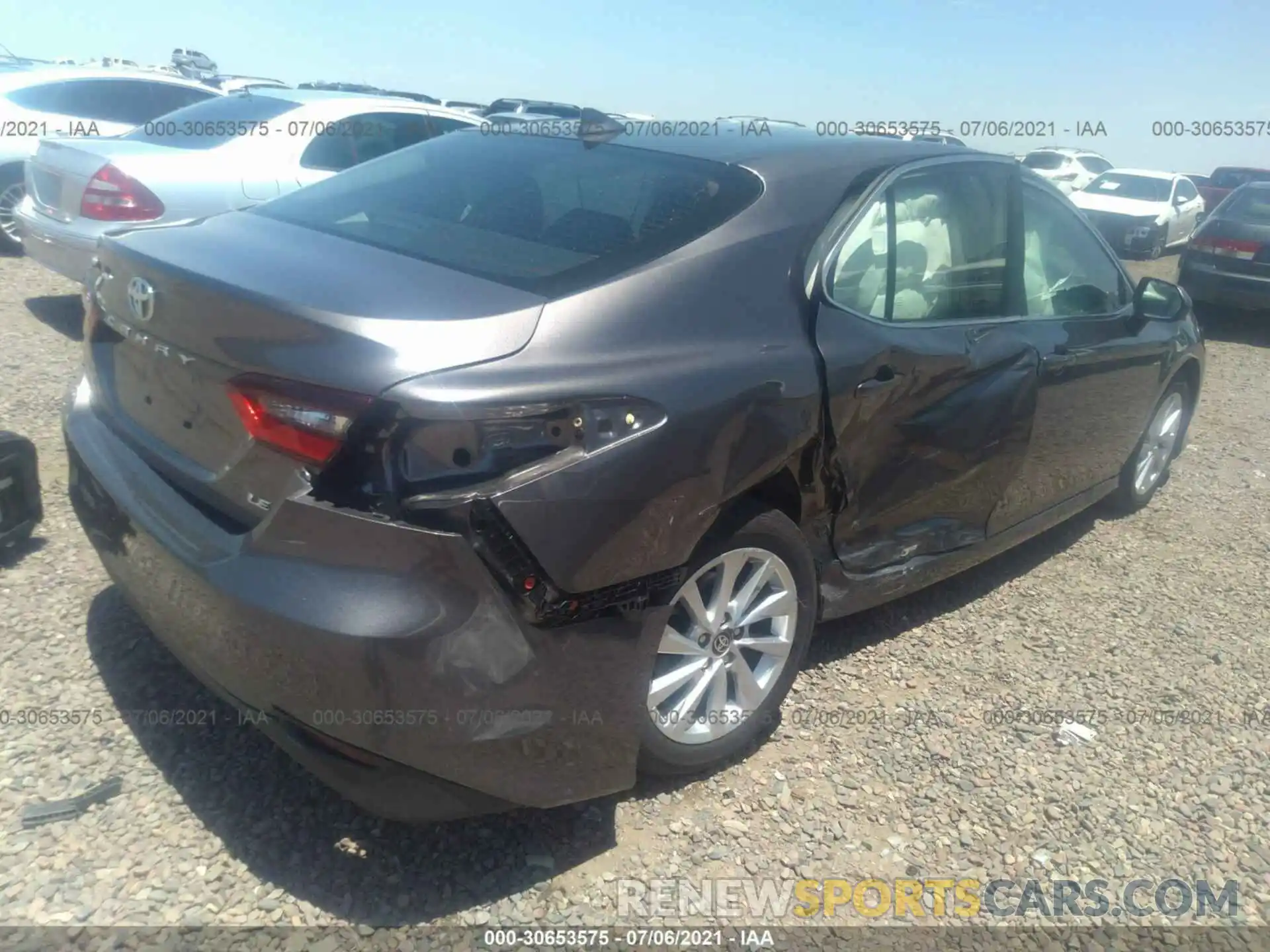 4 Photograph of a damaged car 4T1C11AK6MU438418 TOYOTA CAMRY 2021