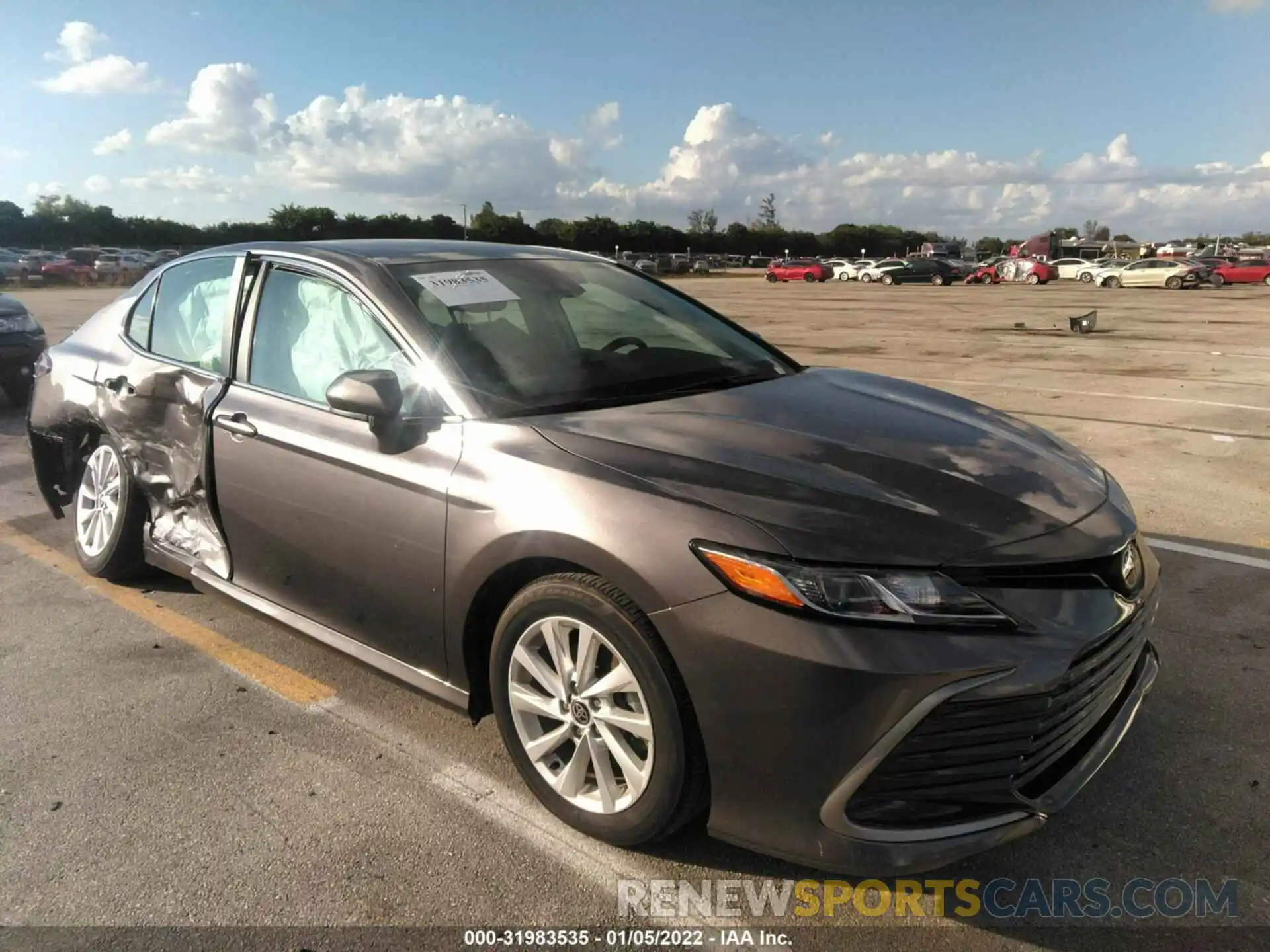 1 Photograph of a damaged car 4T1C11AK6MU455350 TOYOTA CAMRY 2021