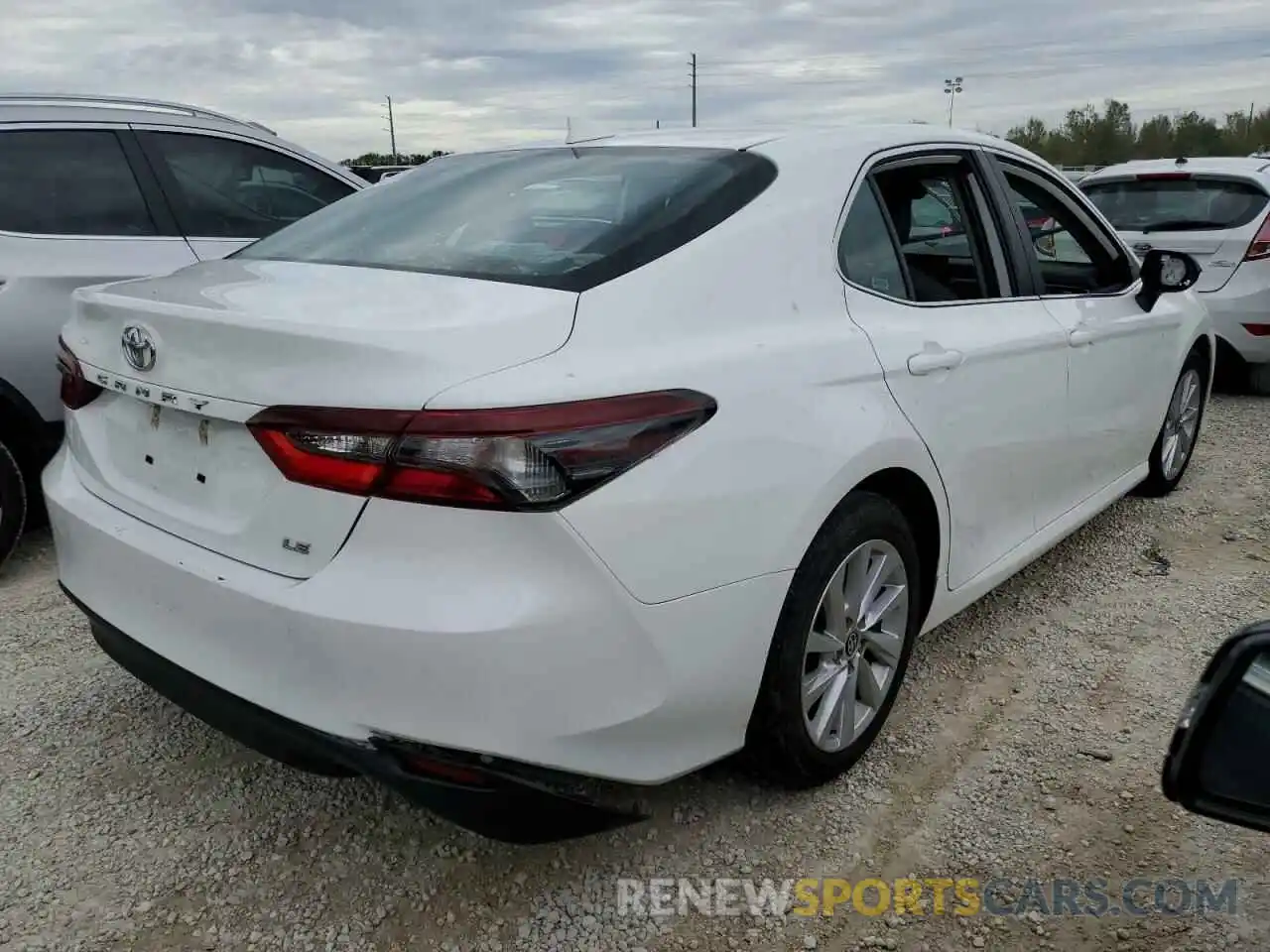 3 Photograph of a damaged car 4T1C11AK6MU457230 TOYOTA CAMRY 2021