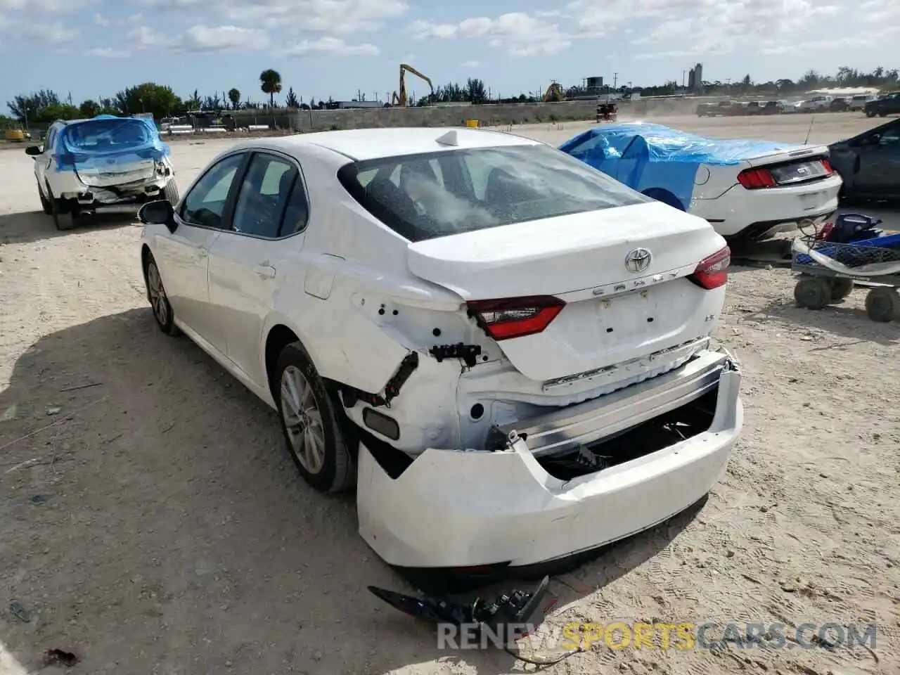 3 Photograph of a damaged car 4T1C11AK6MU464517 TOYOTA CAMRY 2021