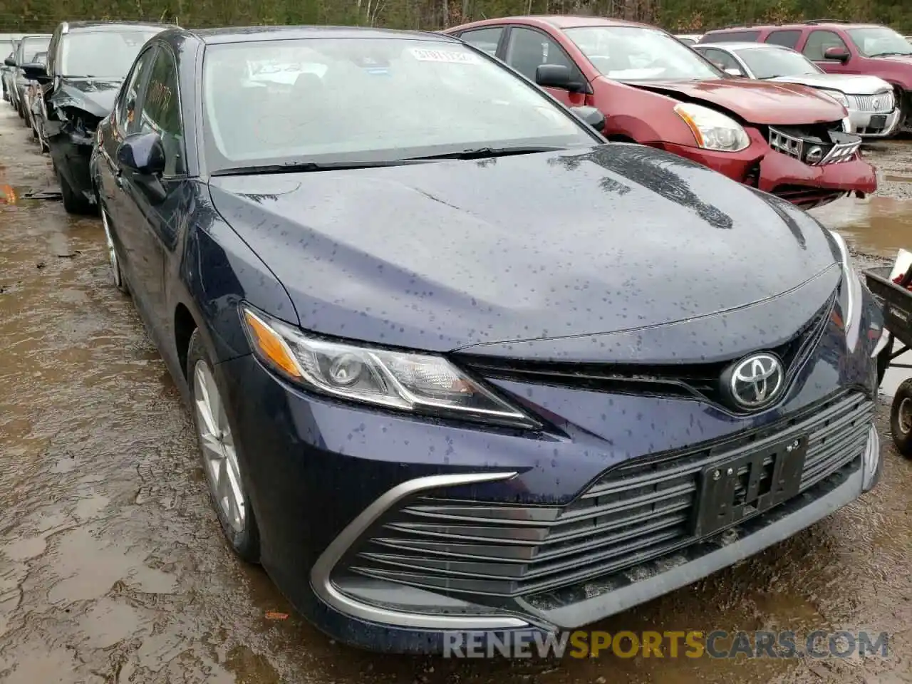 1 Photograph of a damaged car 4T1C11AK6MU472455 TOYOTA CAMRY 2021