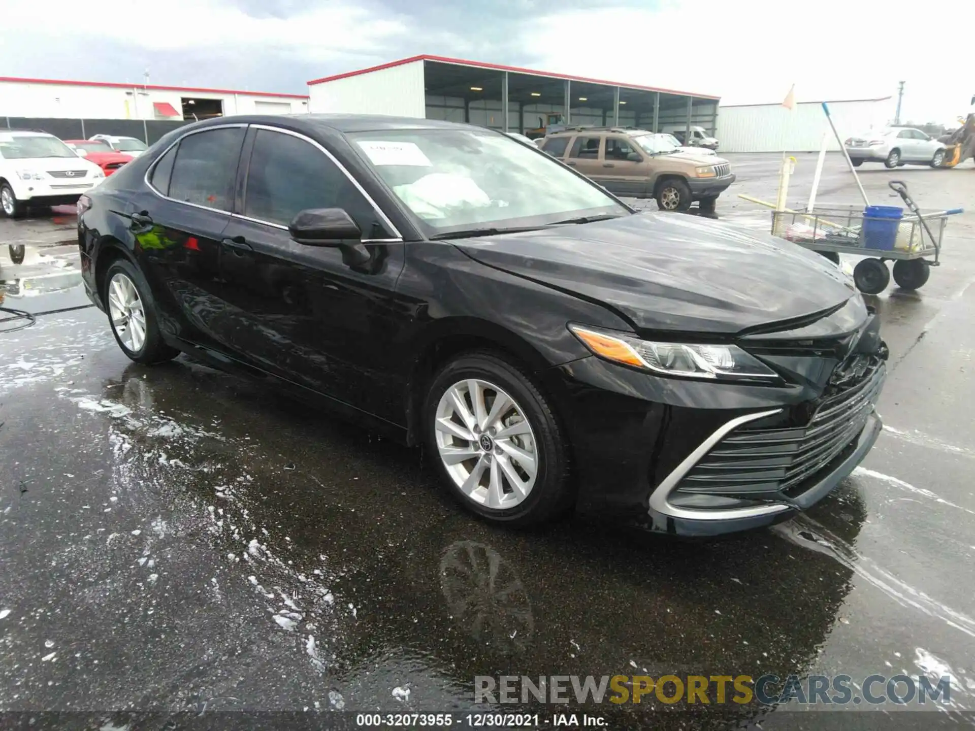 1 Photograph of a damaged car 4T1C11AK6MU480703 TOYOTA CAMRY 2021