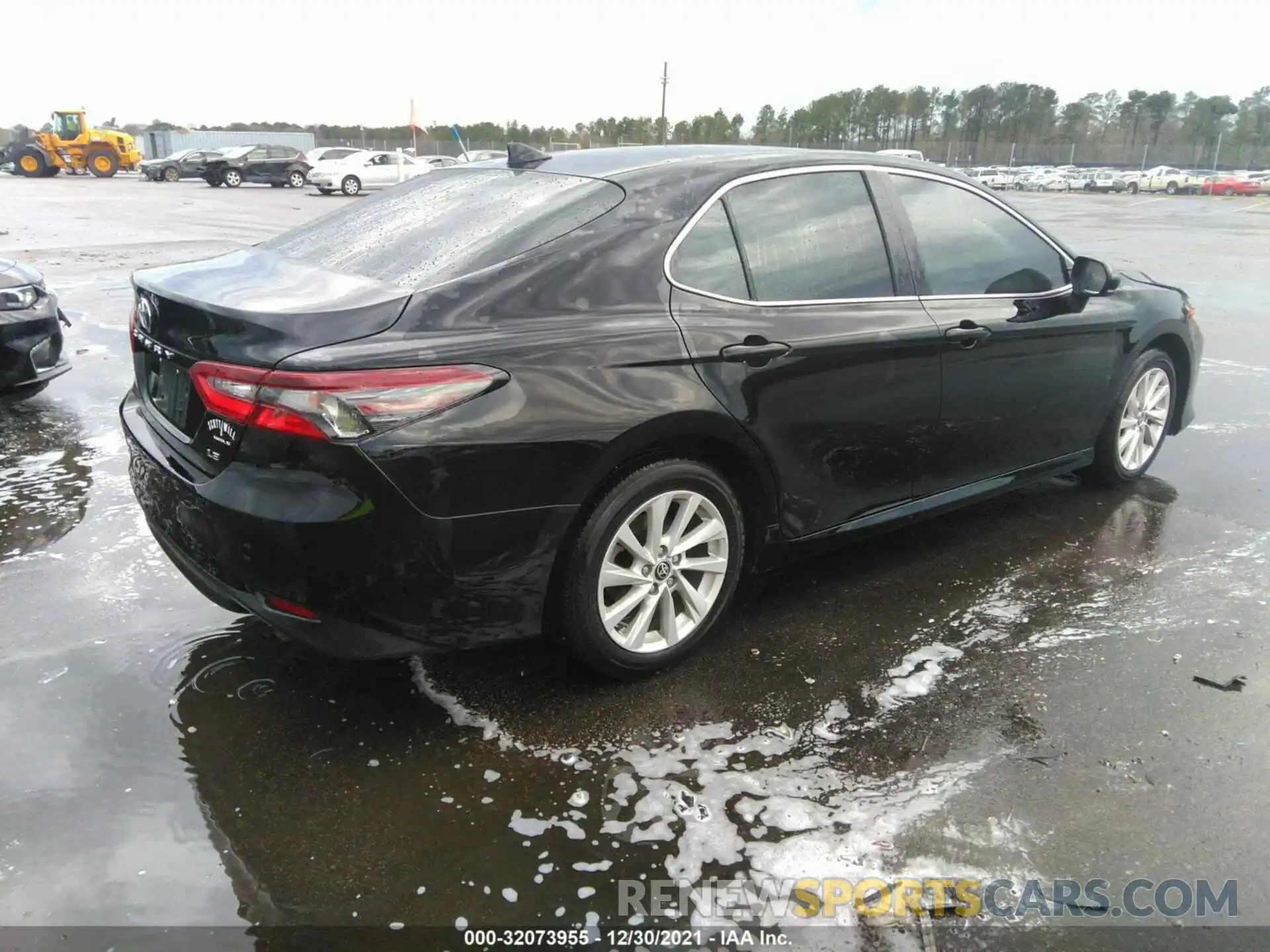 4 Photograph of a damaged car 4T1C11AK6MU480703 TOYOTA CAMRY 2021