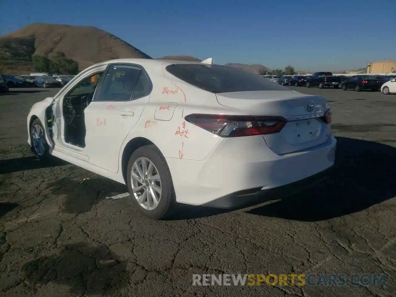 3 Photograph of a damaged car 4T1C11AK6MU545744 TOYOTA CAMRY 2021