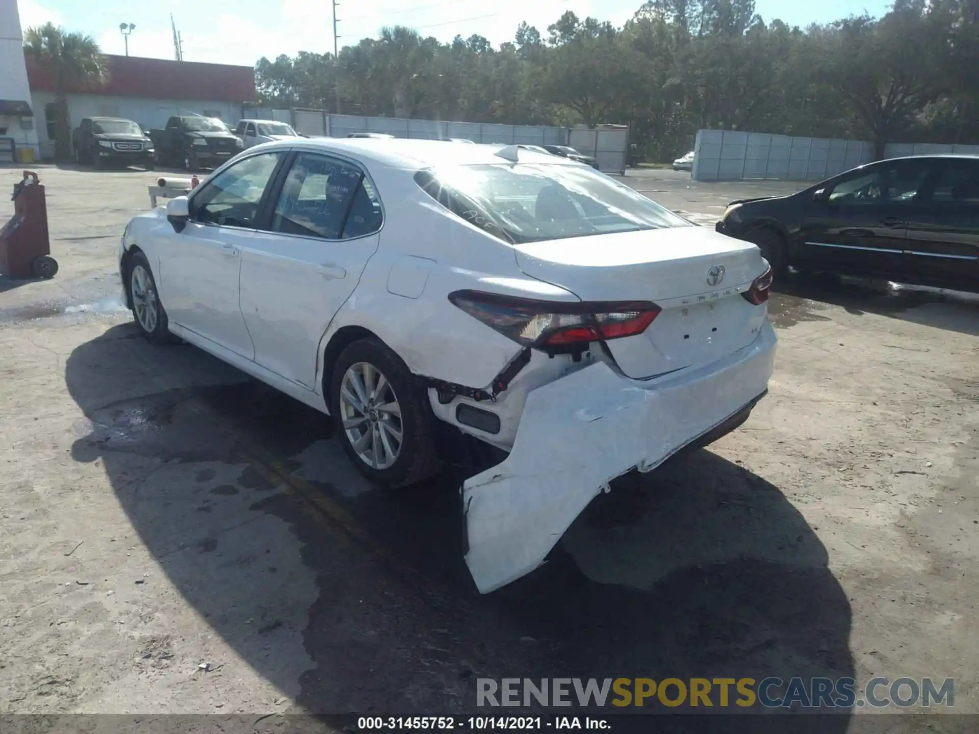 3 Photograph of a damaged car 4T1C11AK6MU558137 TOYOTA CAMRY 2021