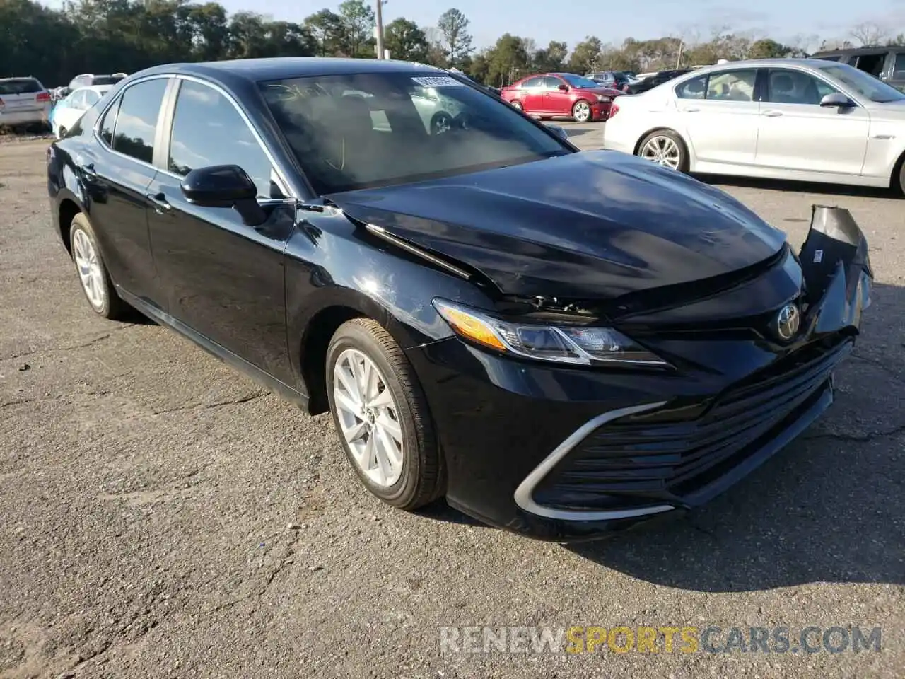 1 Photograph of a damaged car 4T1C11AK6MU562737 TOYOTA CAMRY 2021