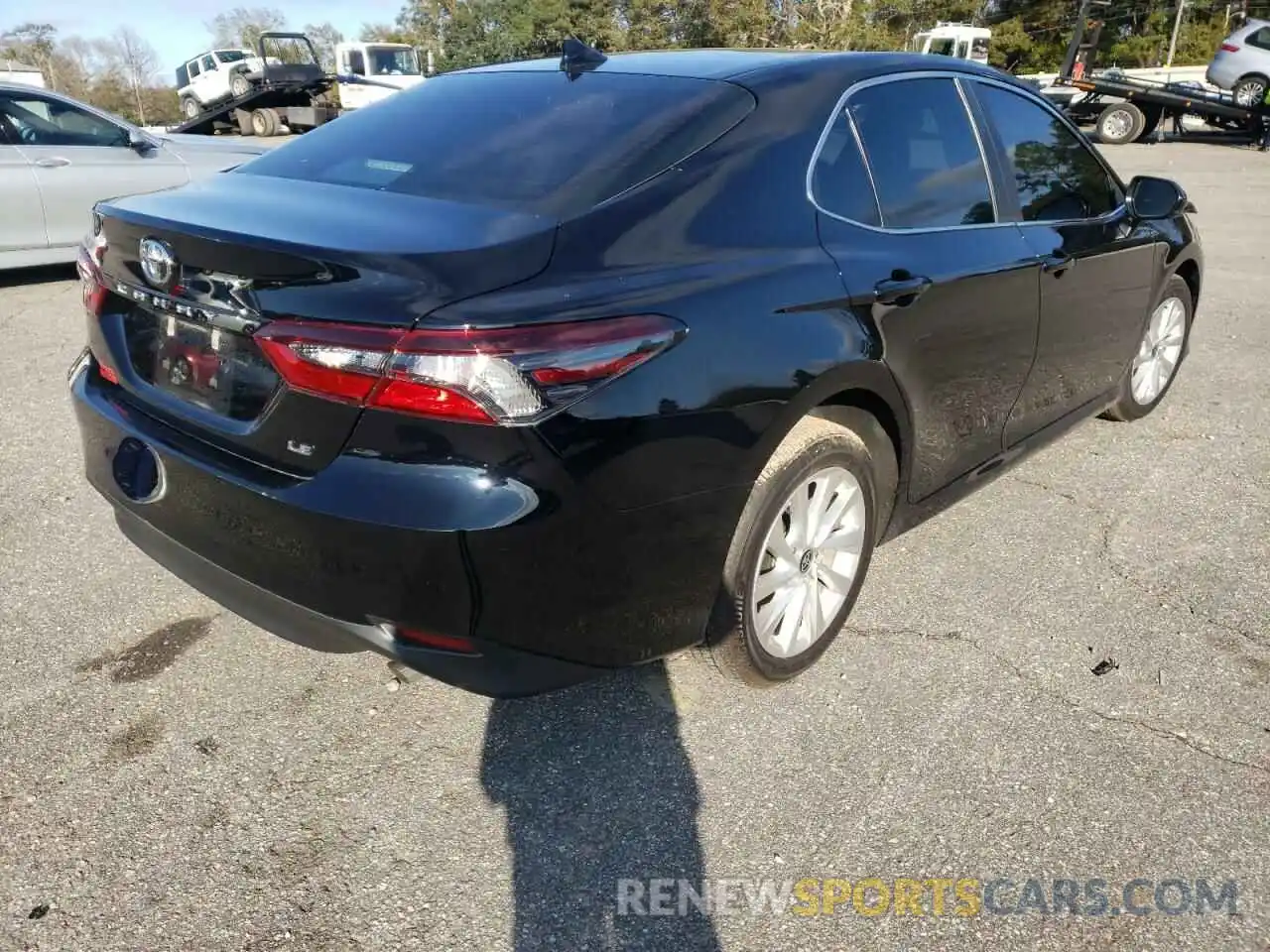 4 Photograph of a damaged car 4T1C11AK6MU562737 TOYOTA CAMRY 2021