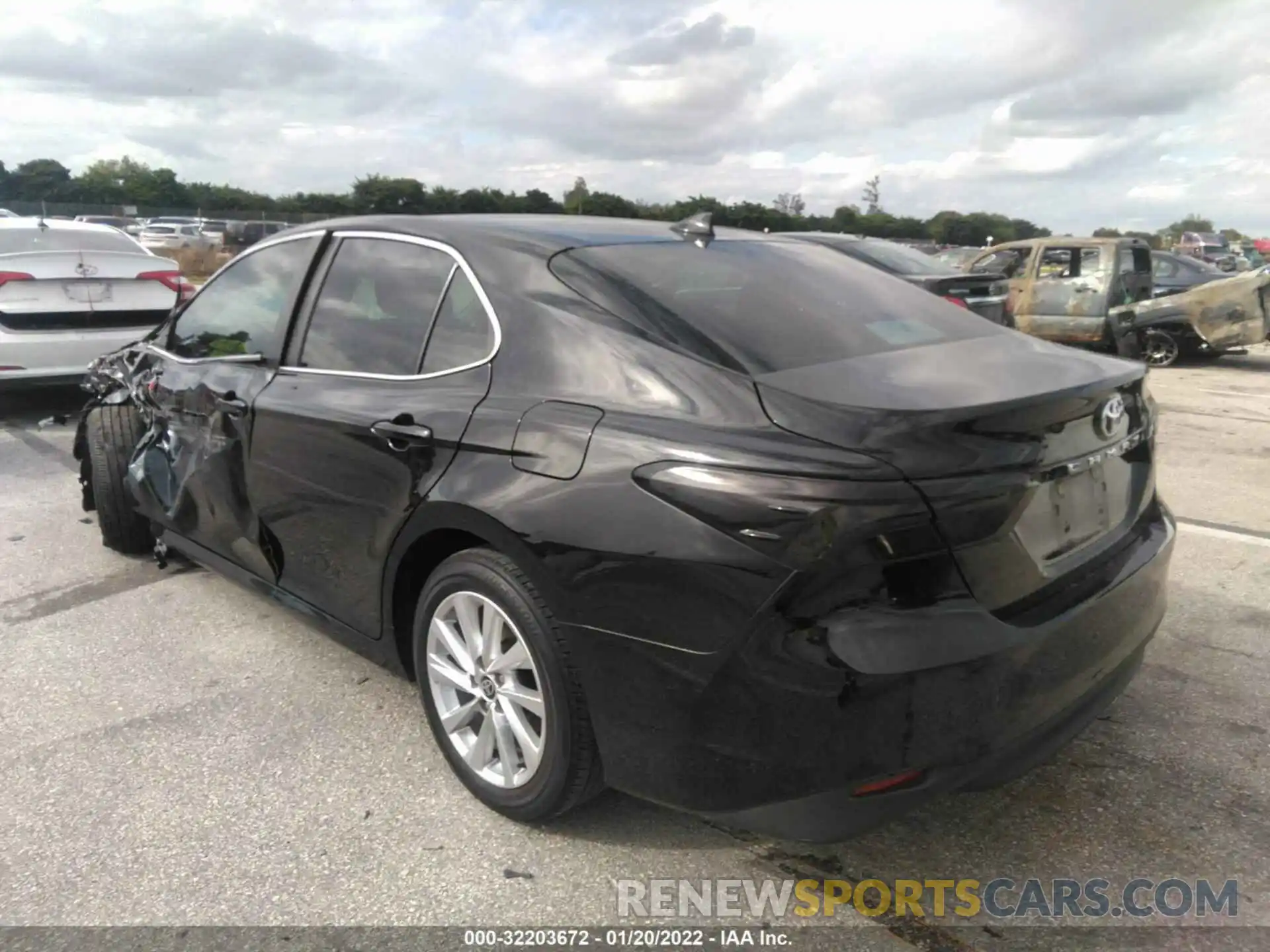 3 Photograph of a damaged car 4T1C11AK6MU564732 TOYOTA CAMRY 2021