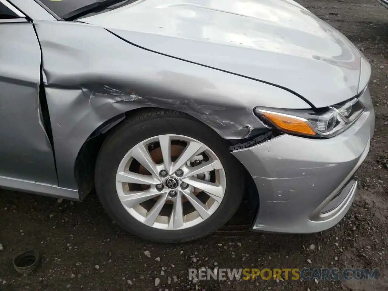 9 Photograph of a damaged car 4T1C11AK6MU568411 TOYOTA CAMRY 2021