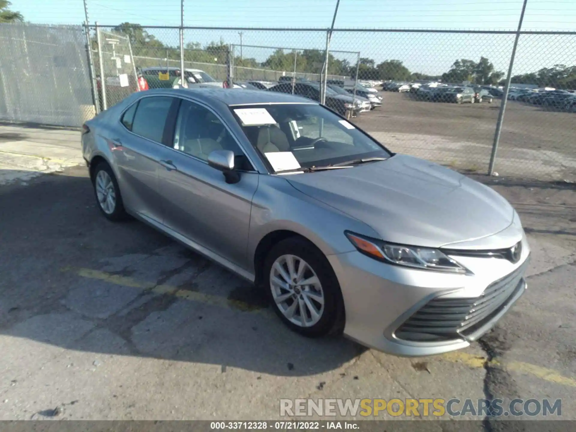 1 Photograph of a damaged car 4T1C11AK6MU575133 TOYOTA CAMRY 2021