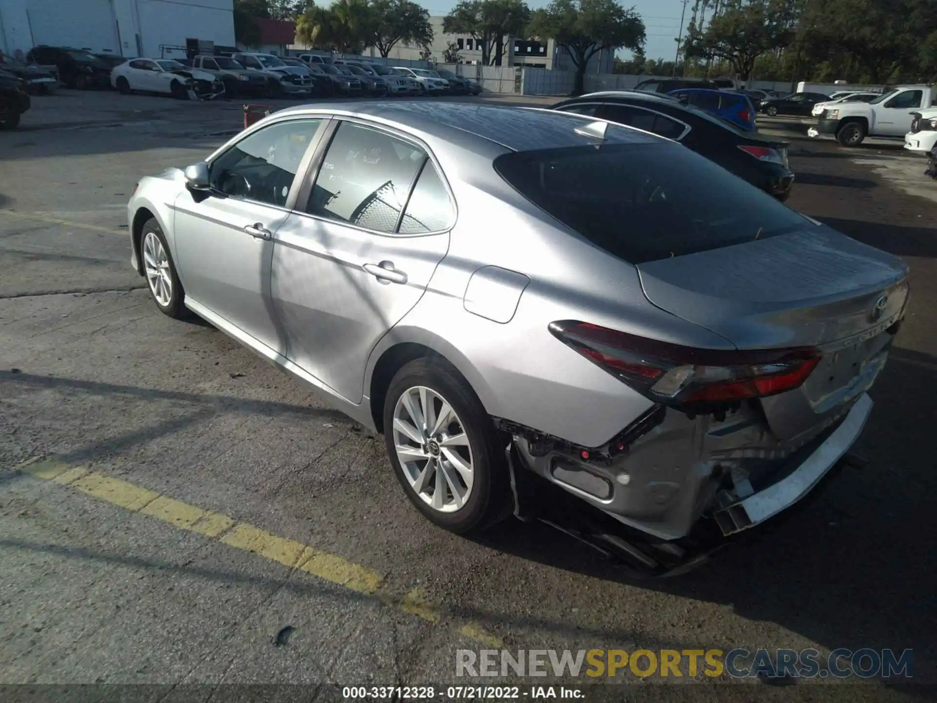 3 Photograph of a damaged car 4T1C11AK6MU575133 TOYOTA CAMRY 2021