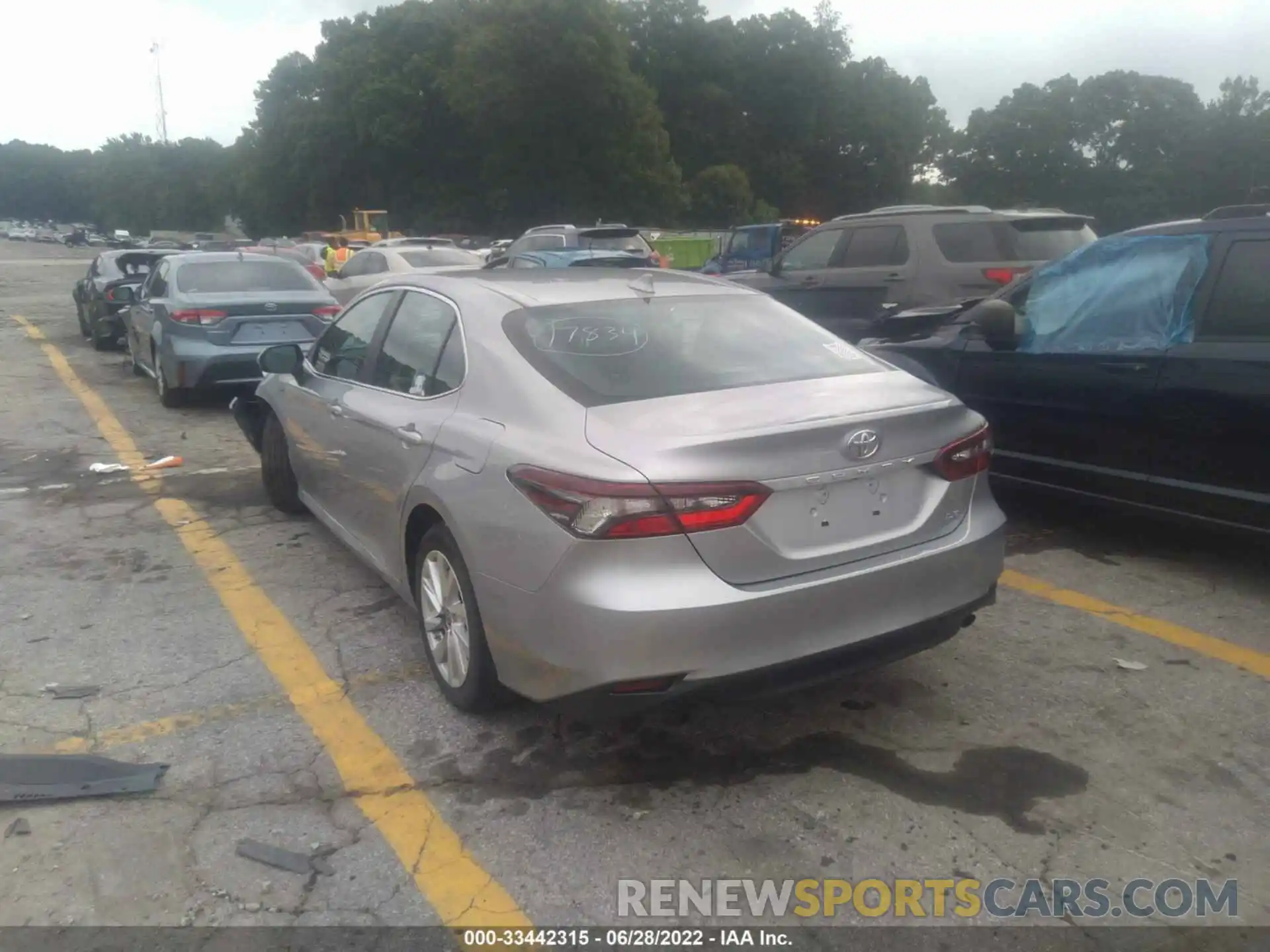 3 Photograph of a damaged car 4T1C11AK6MU576931 TOYOTA CAMRY 2021