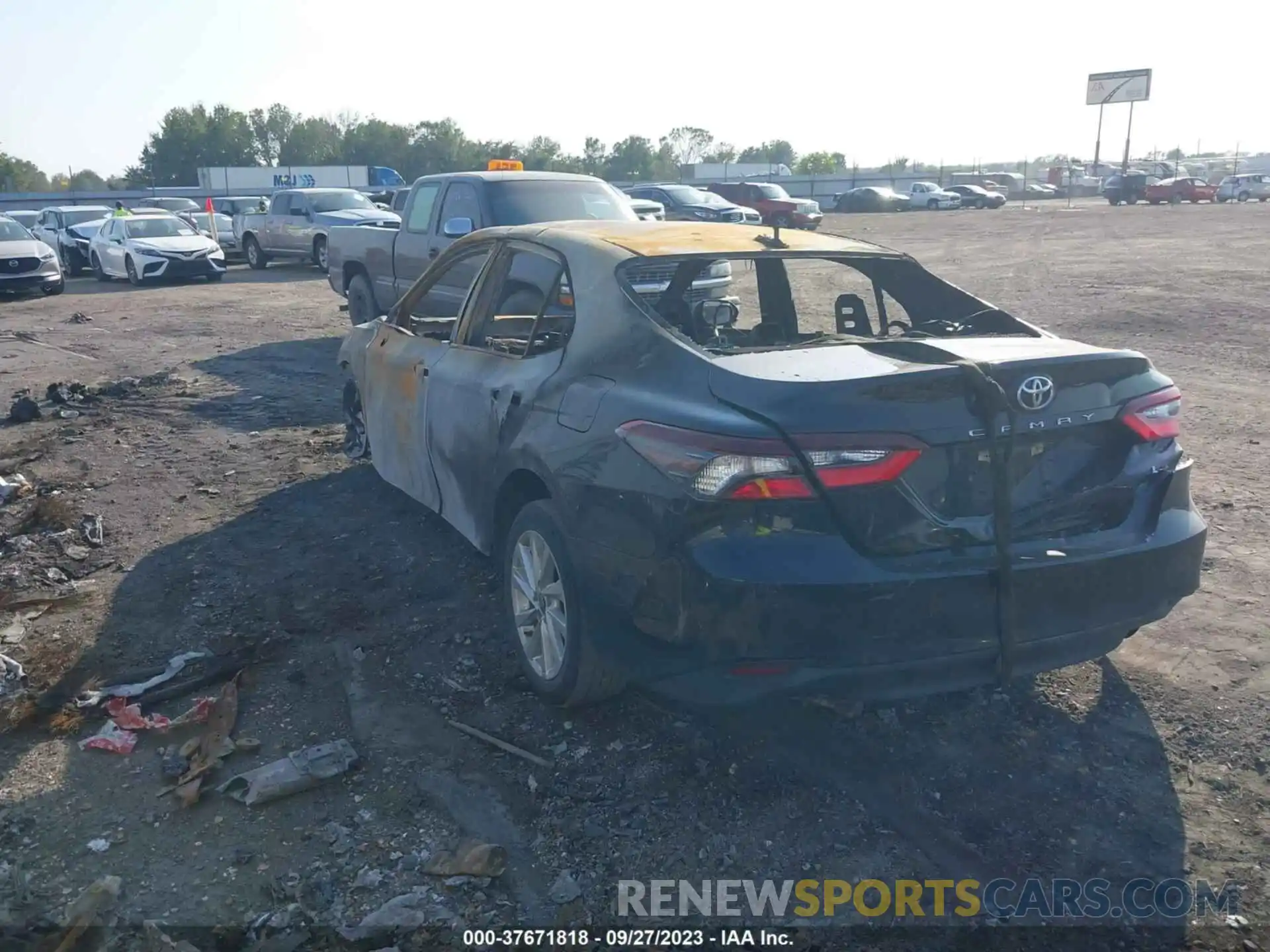 3 Photograph of a damaged car 4T1C11AK6MU578629 TOYOTA CAMRY 2021