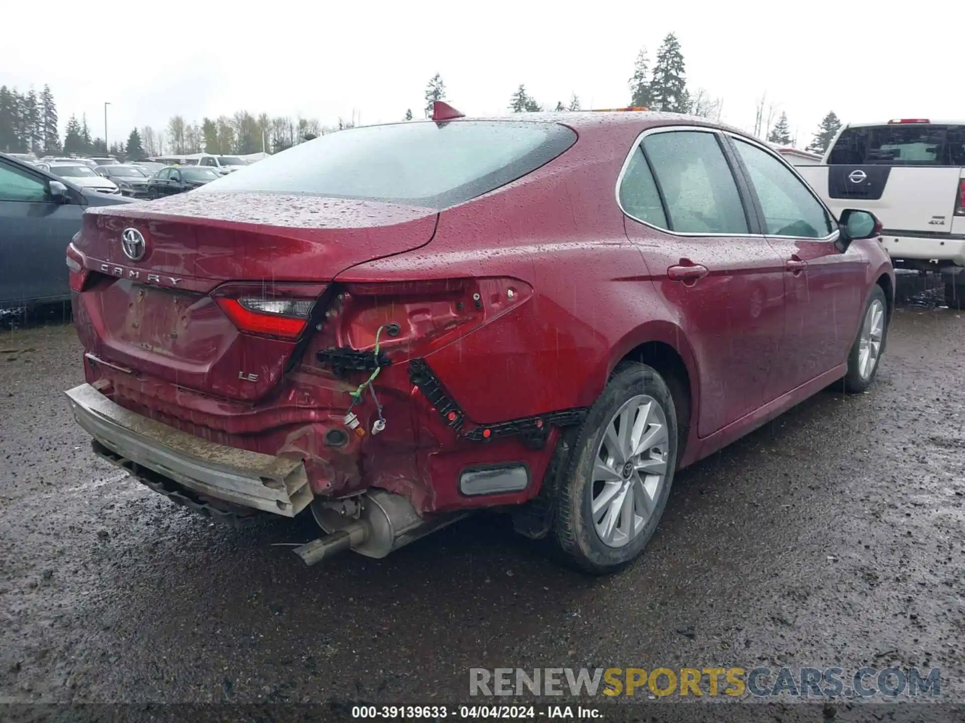 4 Photograph of a damaged car 4T1C11AK6MU580476 TOYOTA CAMRY 2021