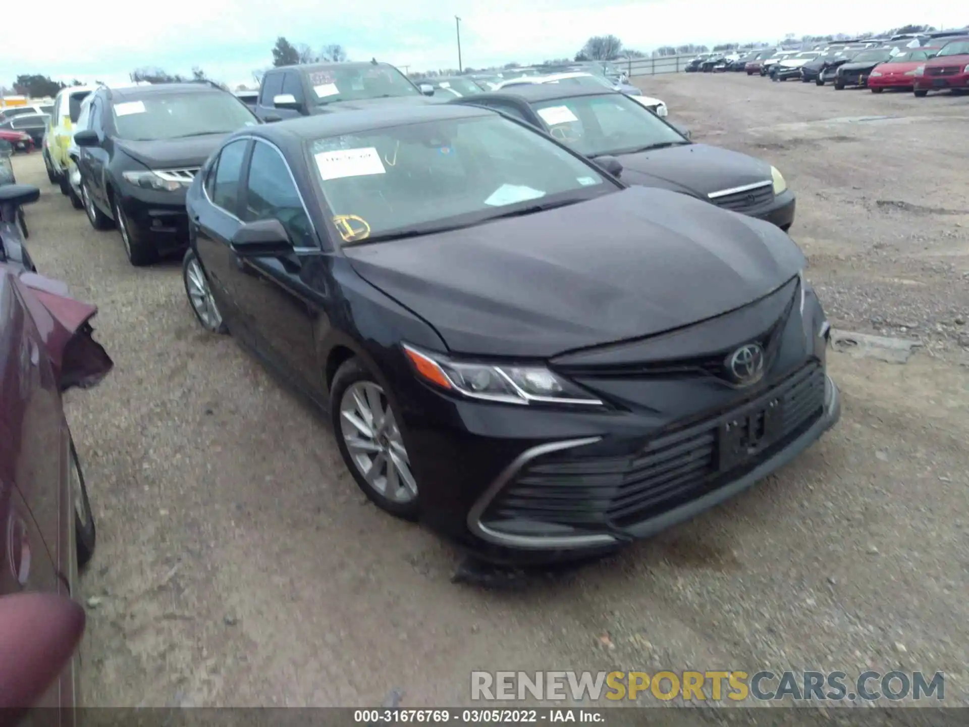 1 Photograph of a damaged car 4T1C11AK6MU600757 TOYOTA CAMRY 2021