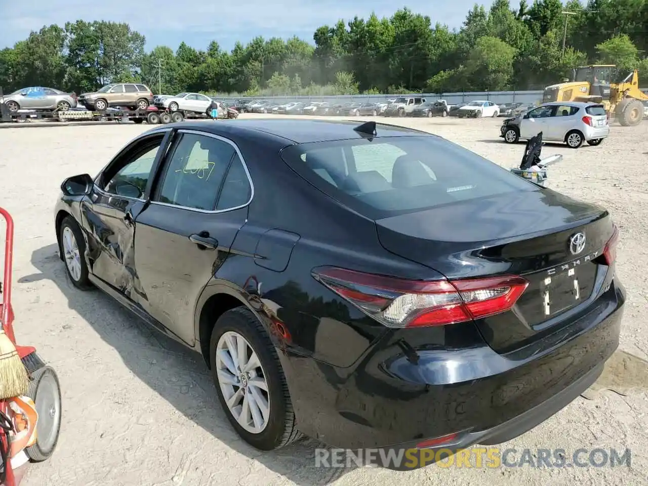 3 Photograph of a damaged car 4T1C11AK6MU601407 TOYOTA CAMRY 2021