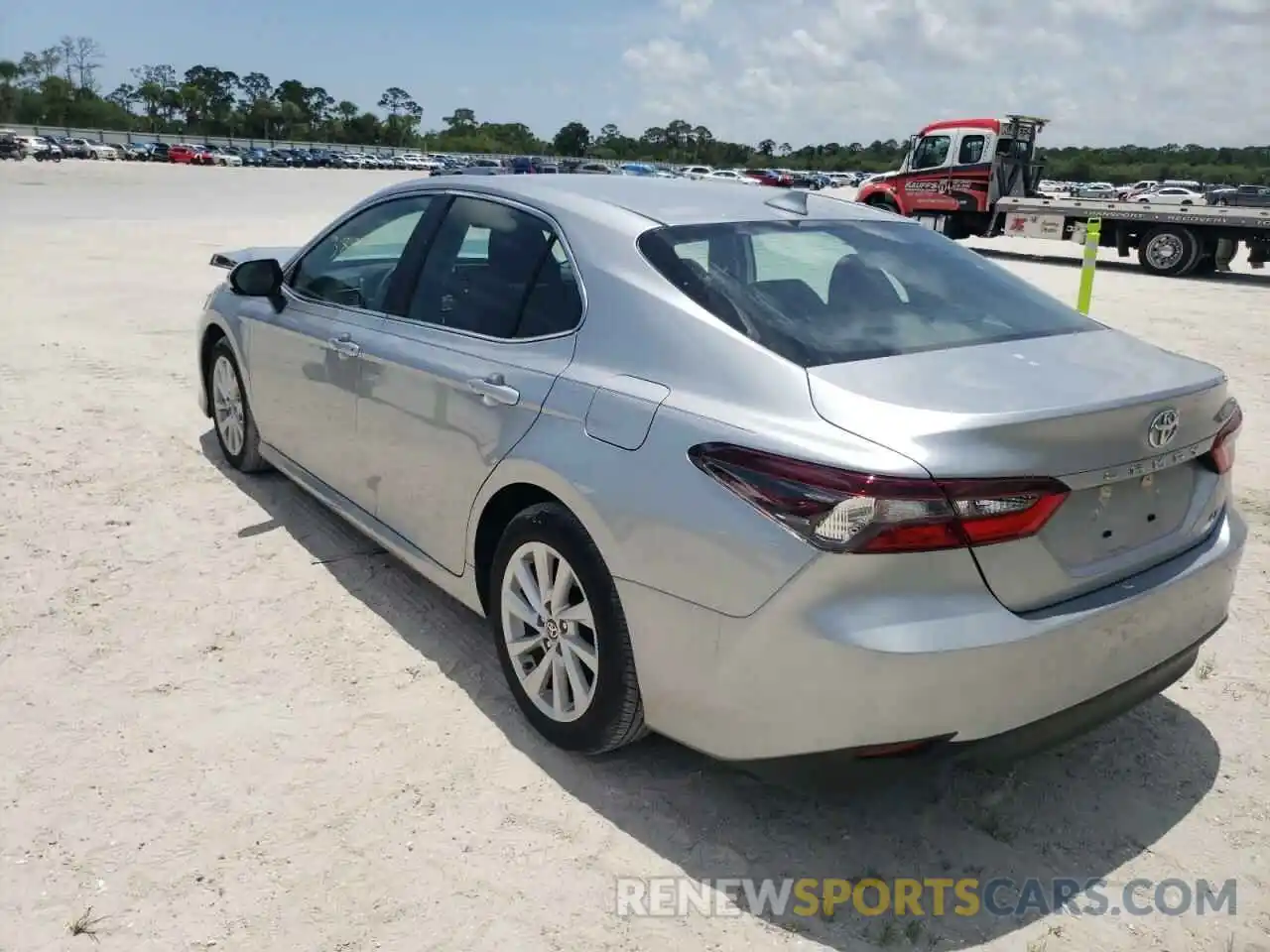 3 Photograph of a damaged car 4T1C11AK6MU604730 TOYOTA CAMRY 2021