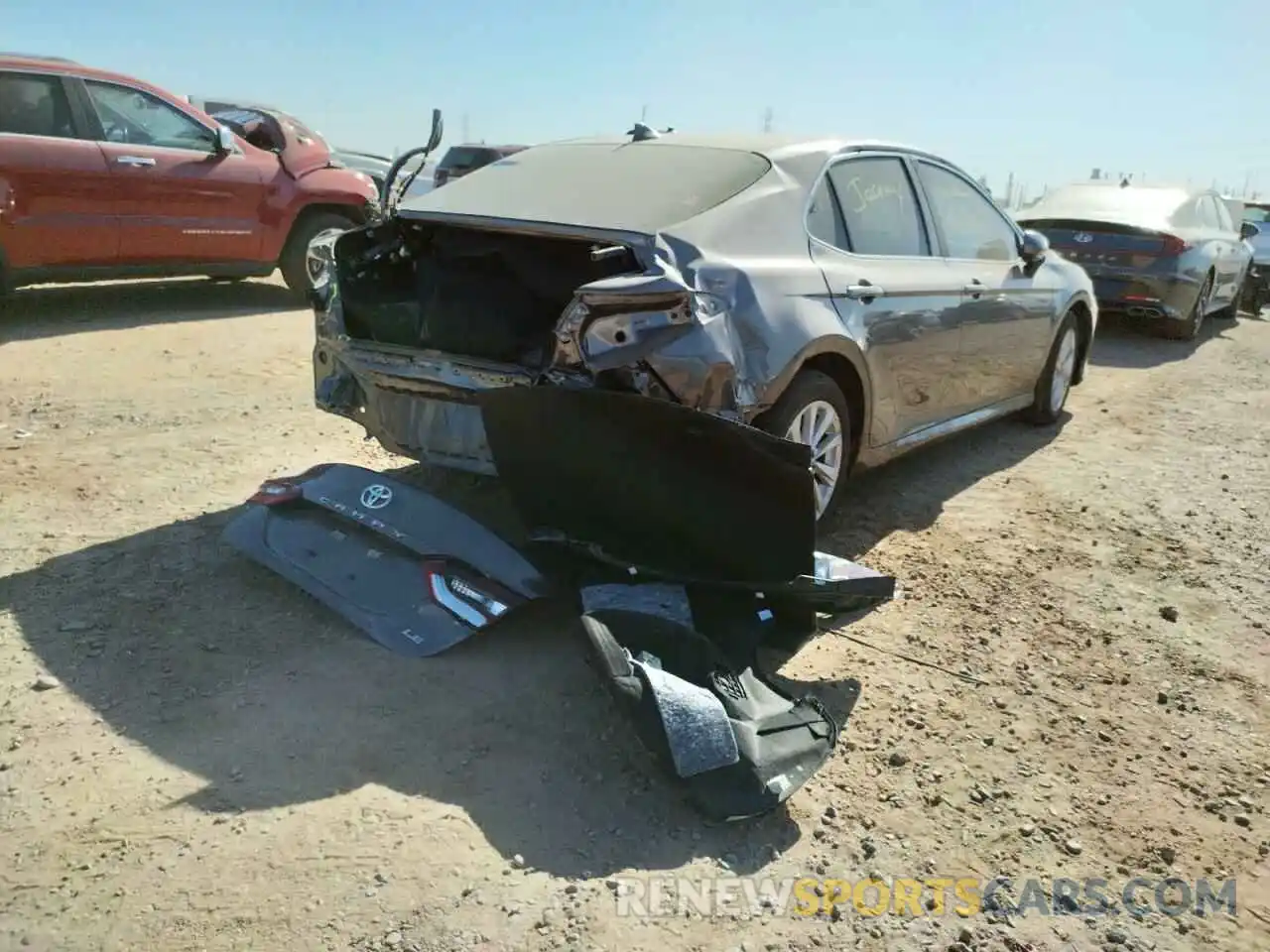 4 Photograph of a damaged car 4T1C11AK6MU606106 TOYOTA CAMRY 2021